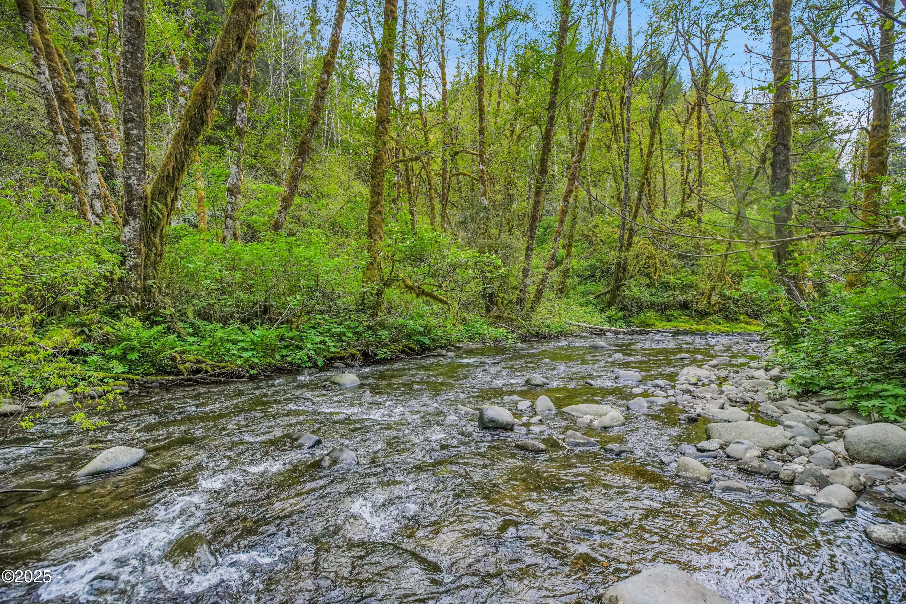 230 N New Bridge Road