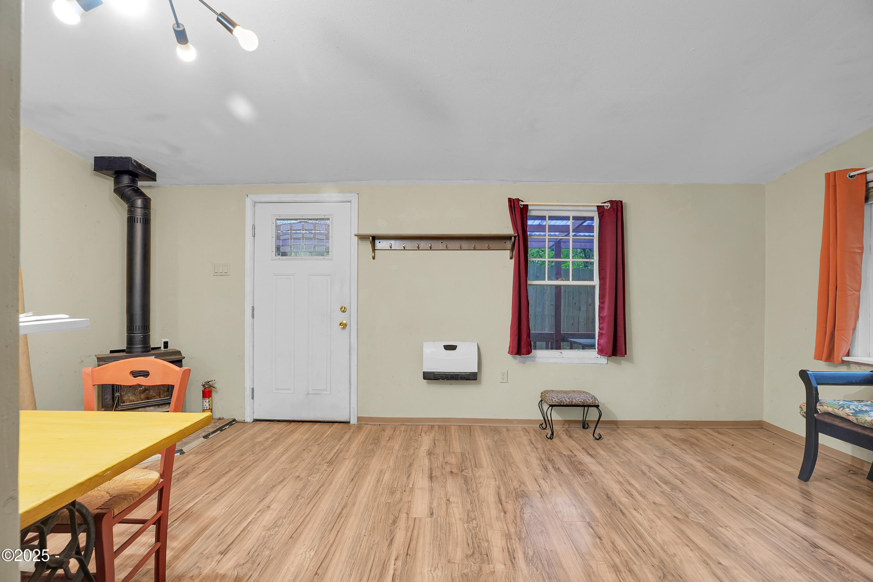 230 N New Bridge Road