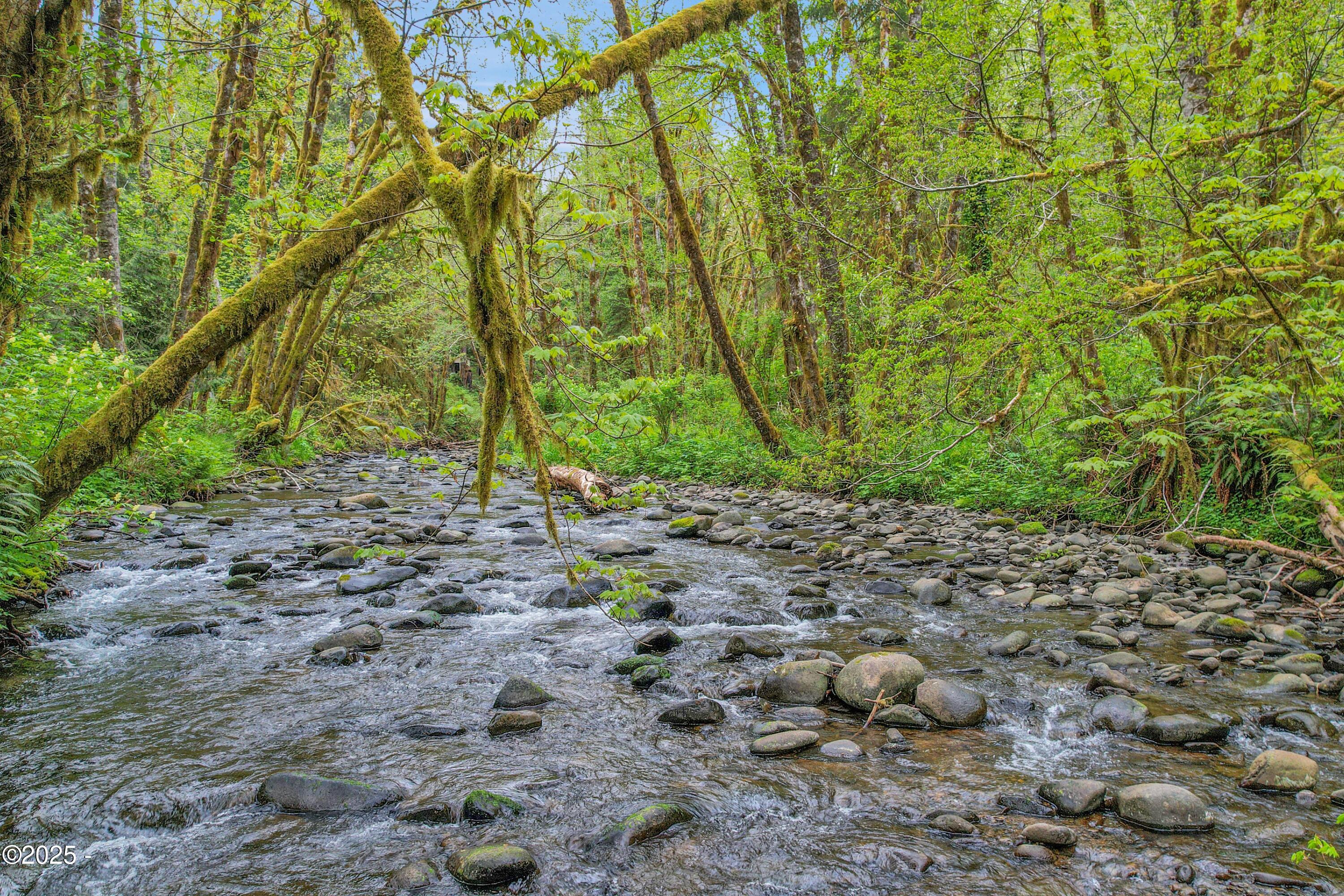 230 N New Bridge Road