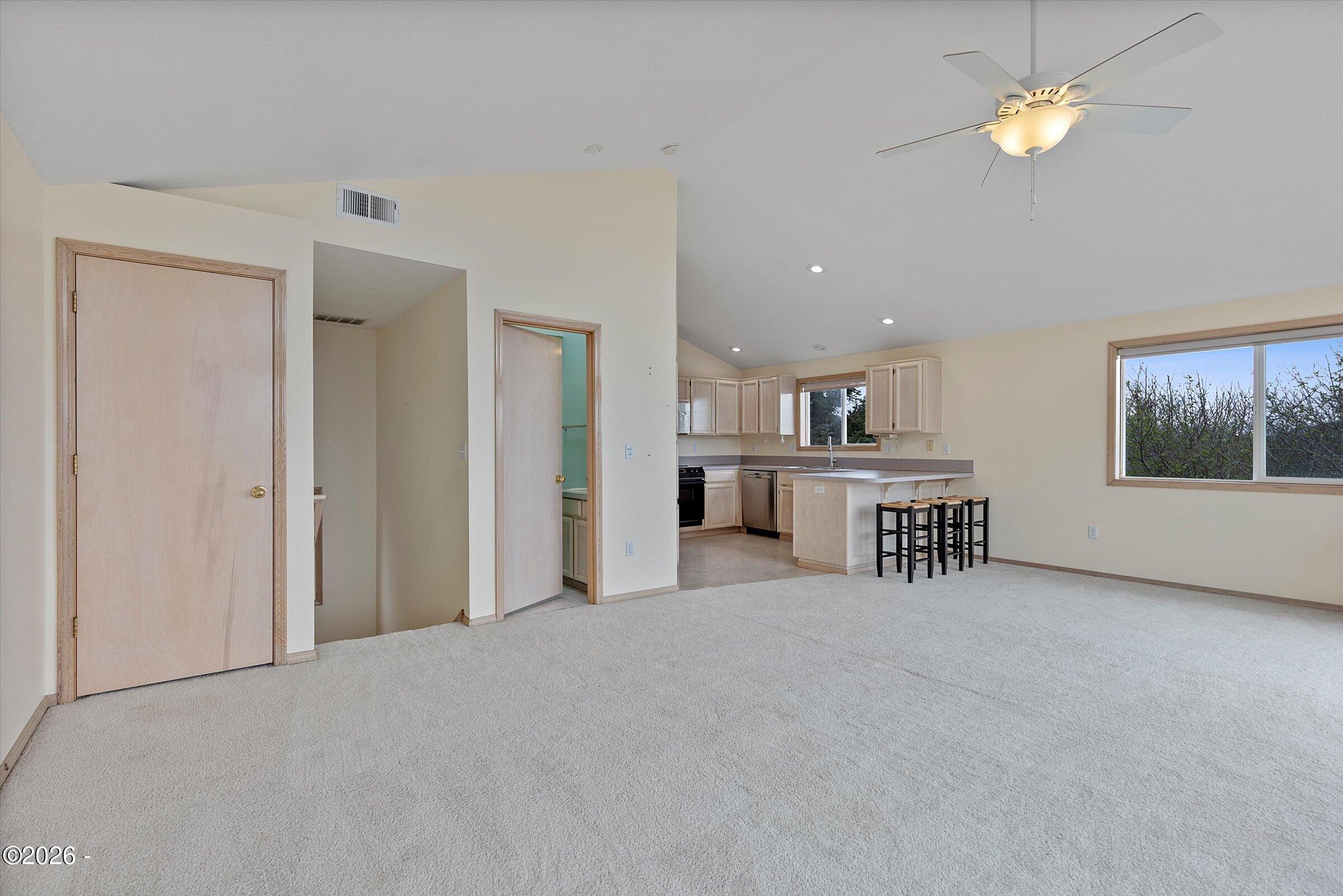 2660 SW Anchor Avenue