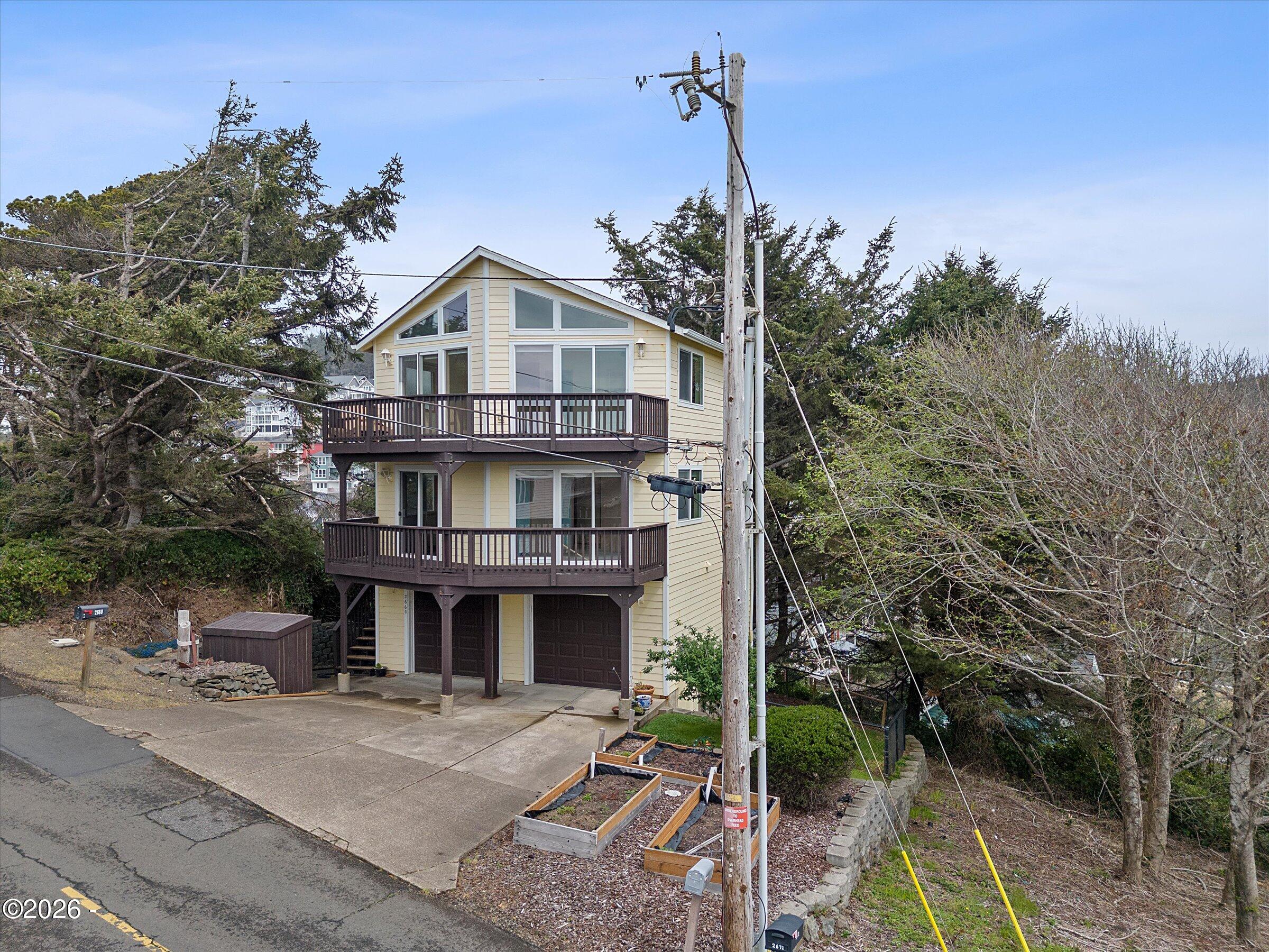 2660 SW Anchor Avenue