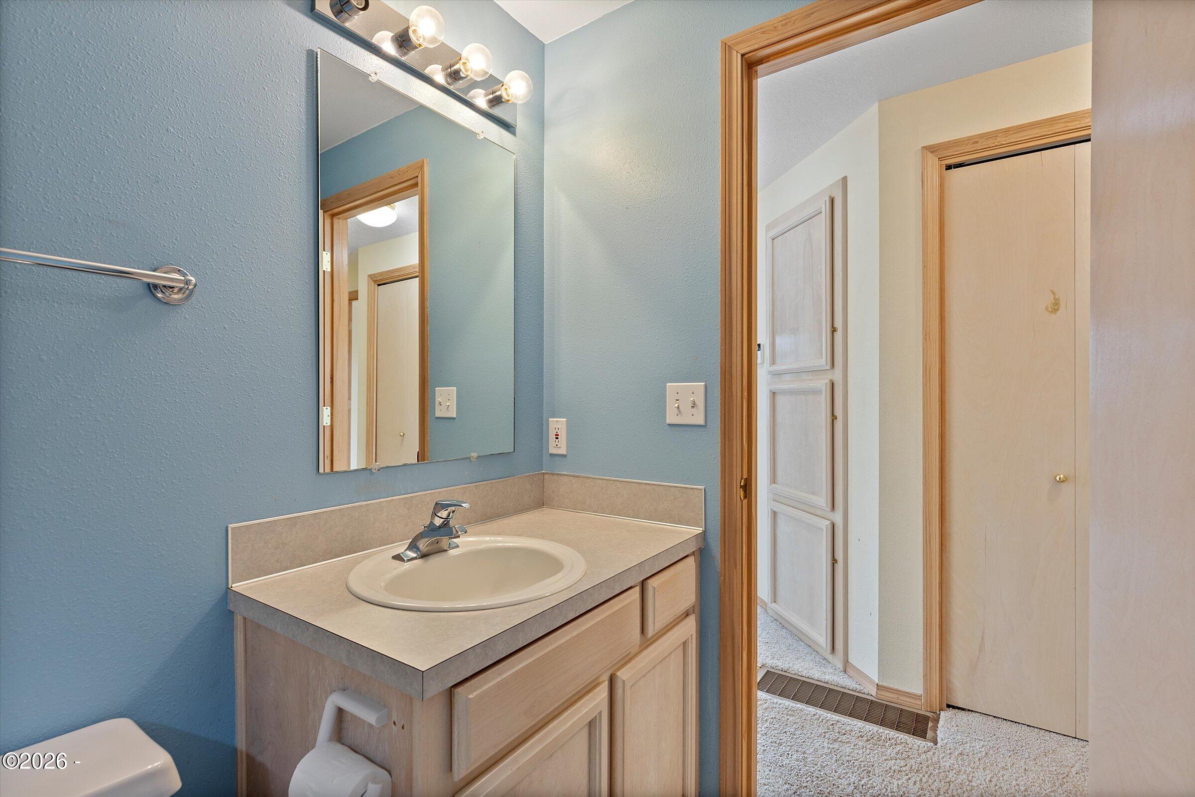 2660 SW Anchor Avenue