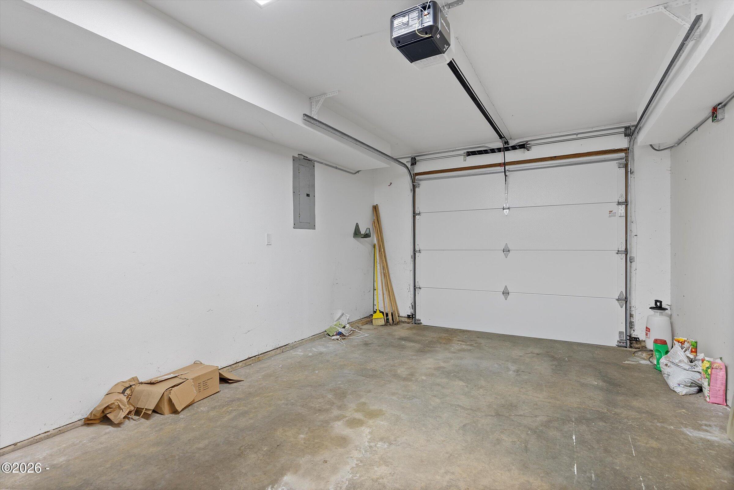 2660 SW Anchor Avenue