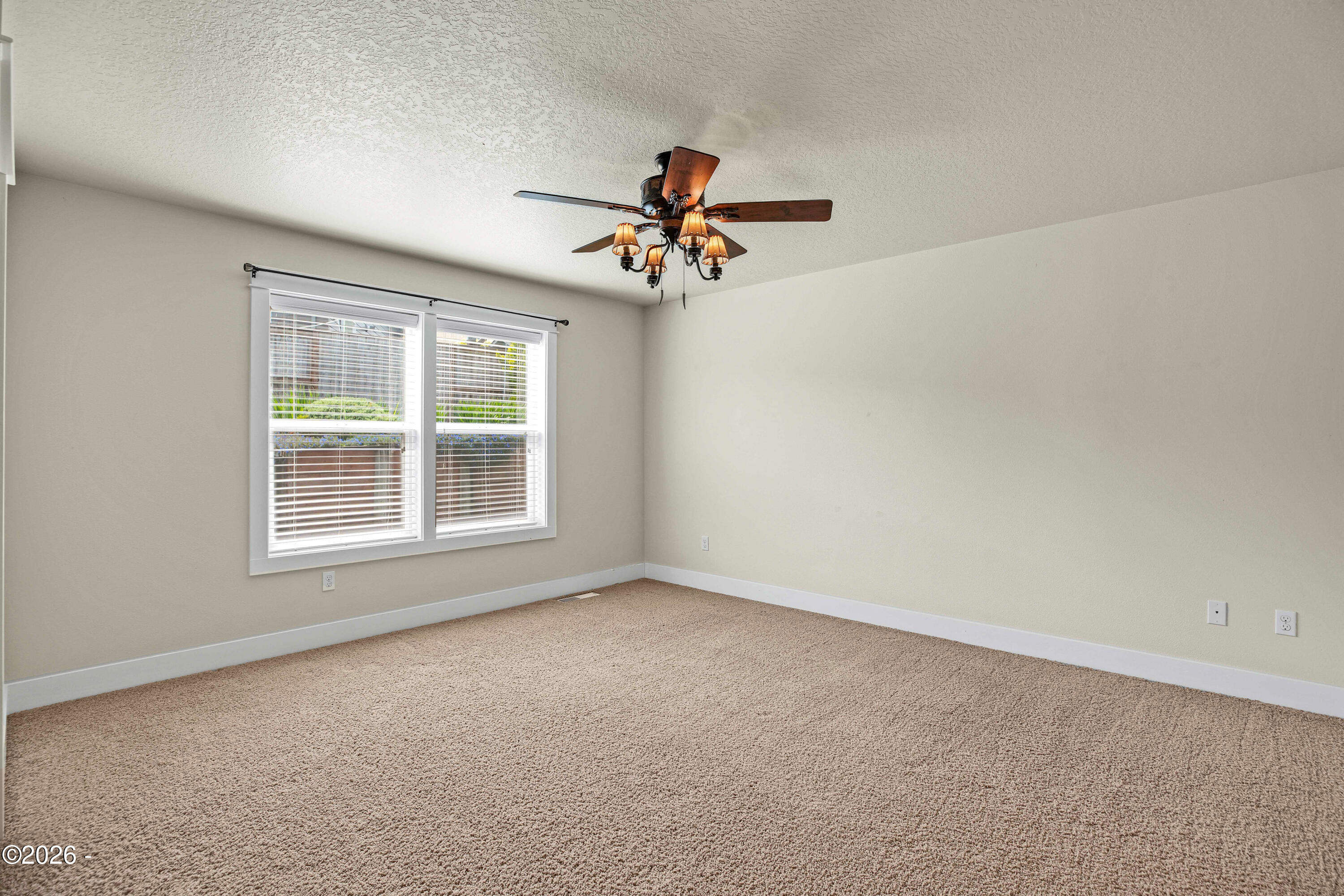 2624 NE 55th Place