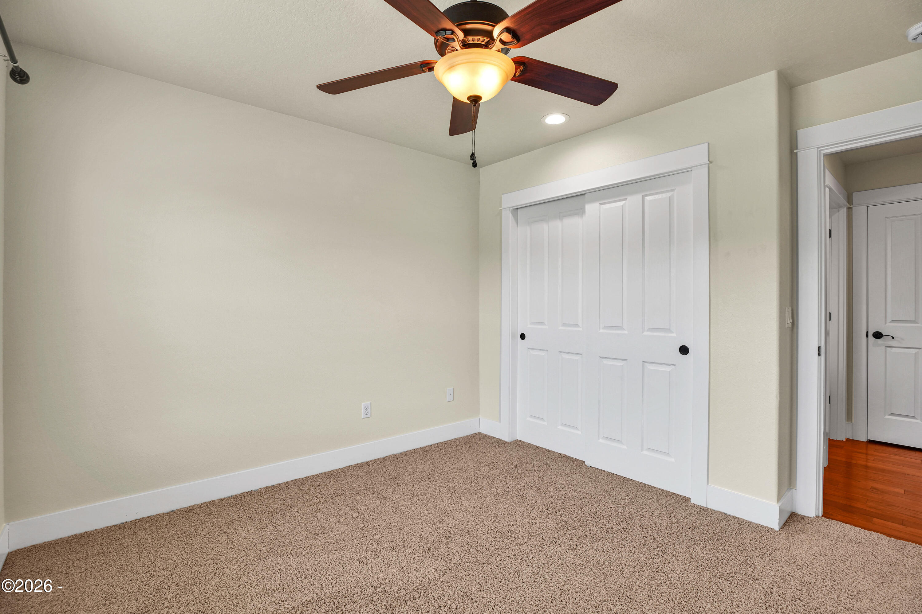 2624 NE 55th Place