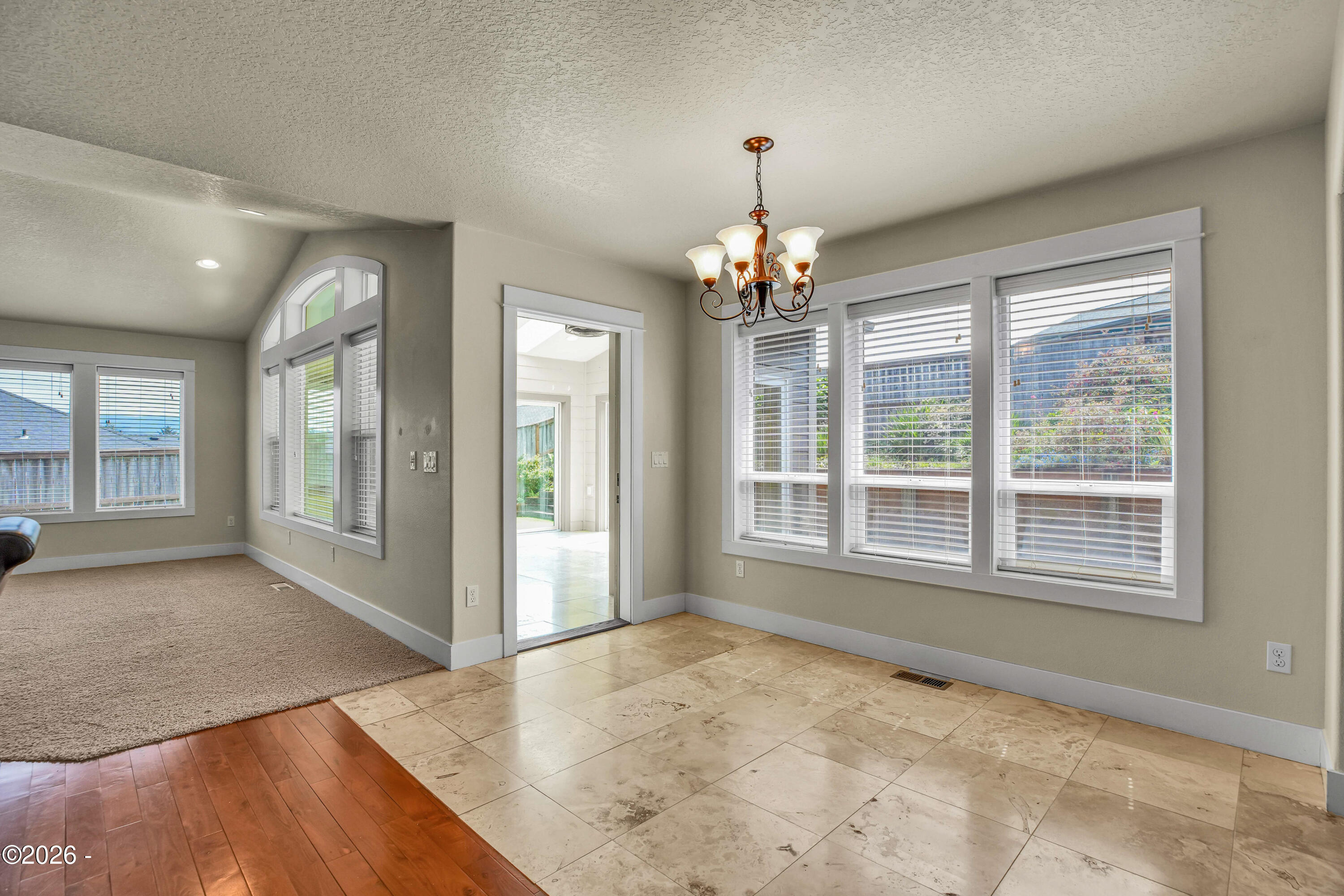 2624 NE 55th Place