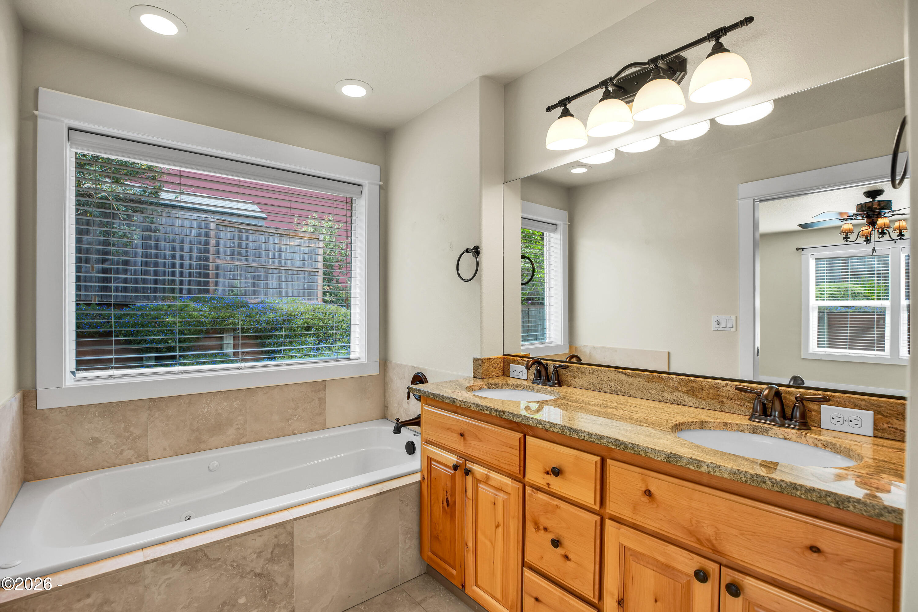 2624 NE 55th Place