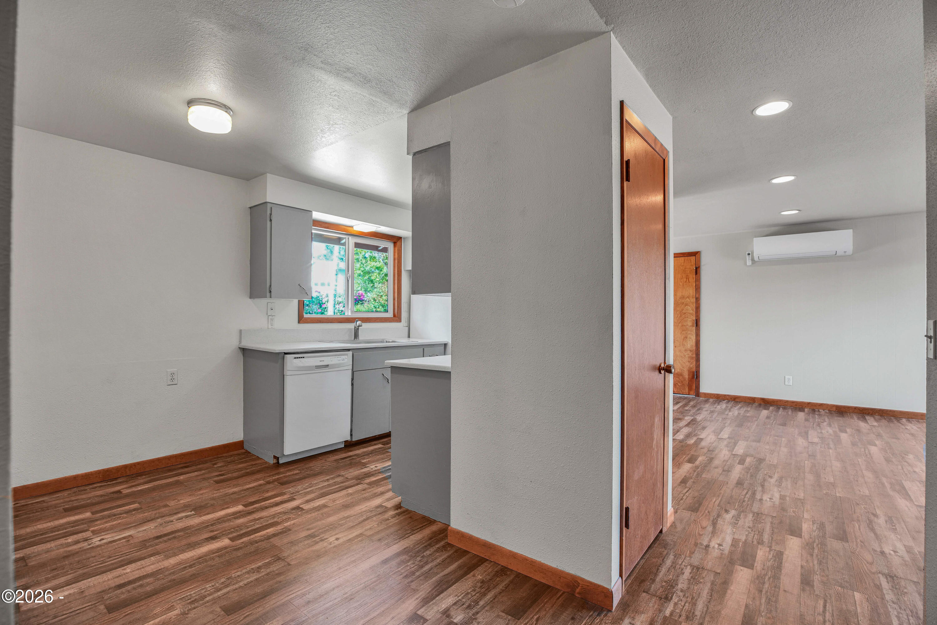 338 NE San-Bay-O Circle