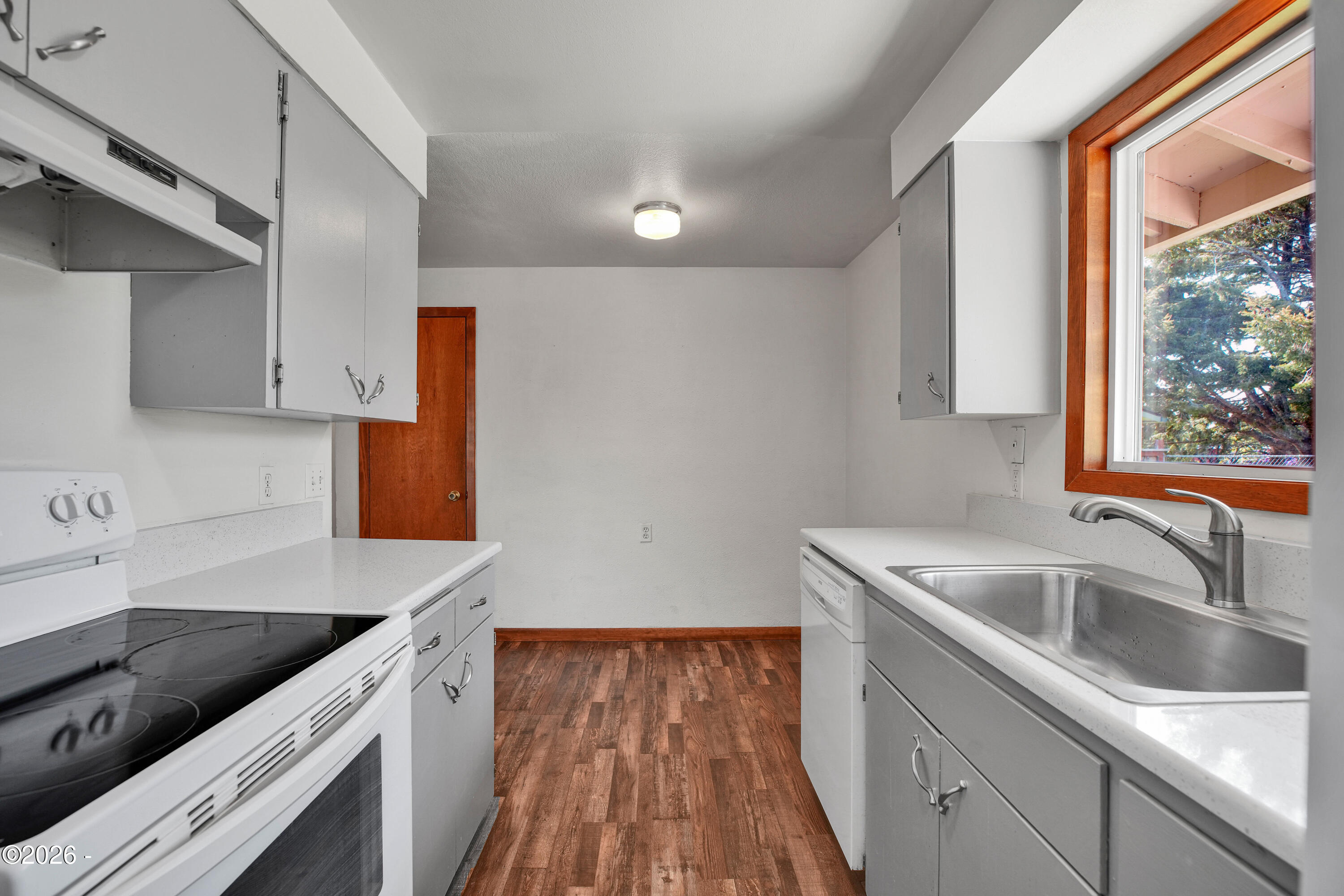 338 NE San-Bay-O Circle