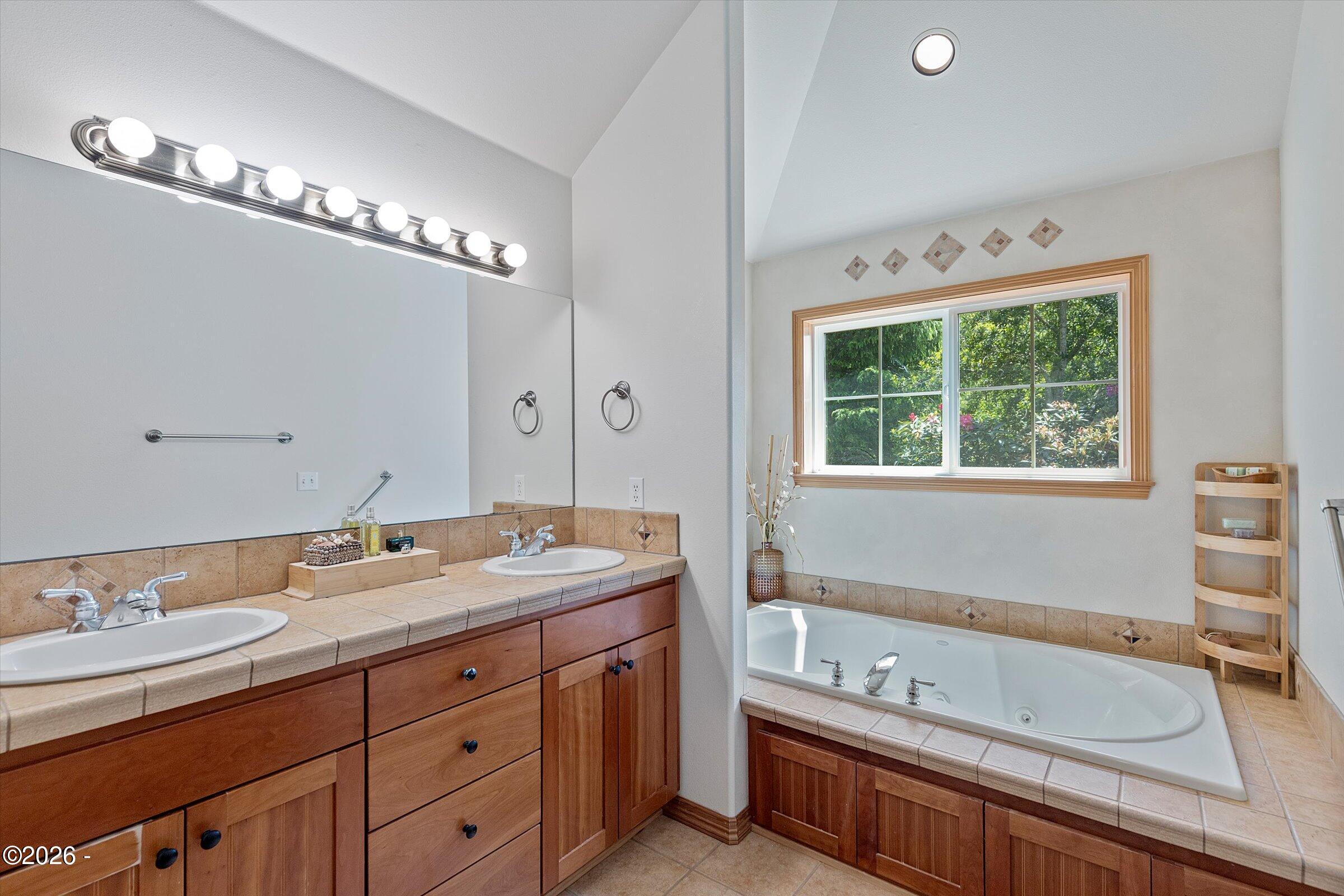 6535 Pacific Overlook Drive