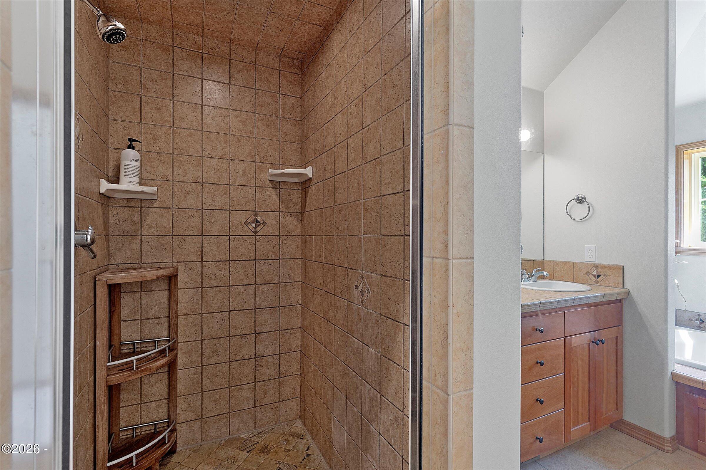 6535 Pacific Overlook Drive