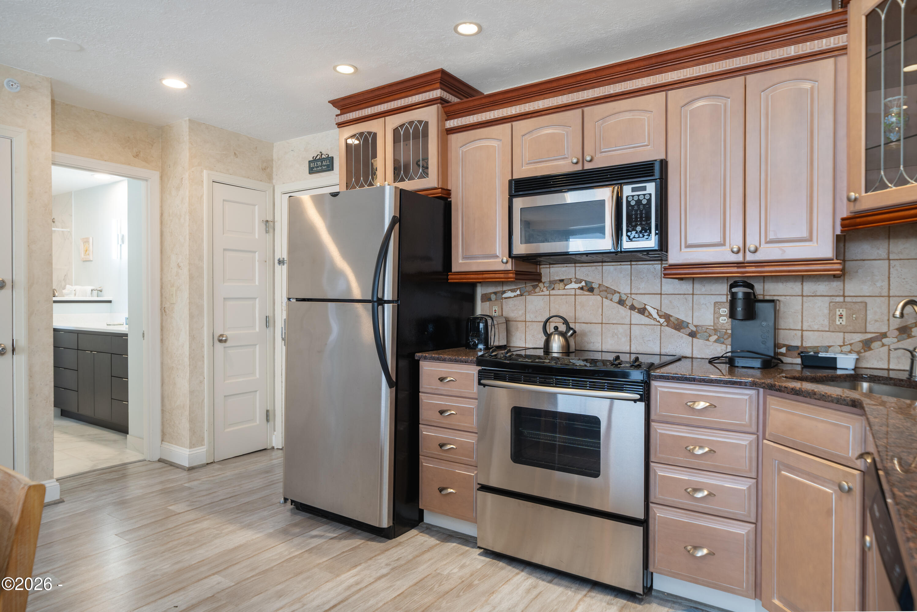 4009 SE Hwy 101, 436