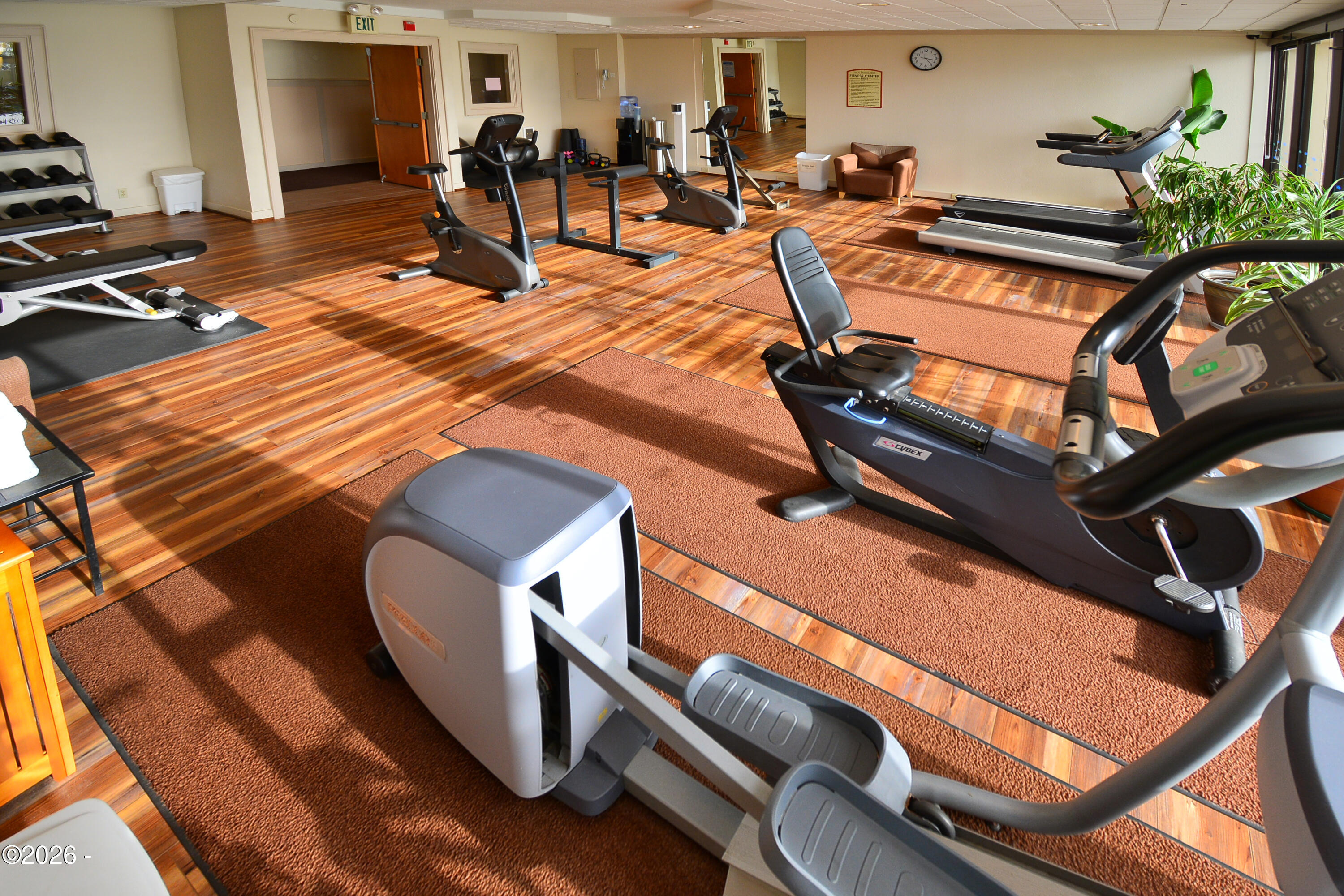 4009 SE Hwy 101, 436