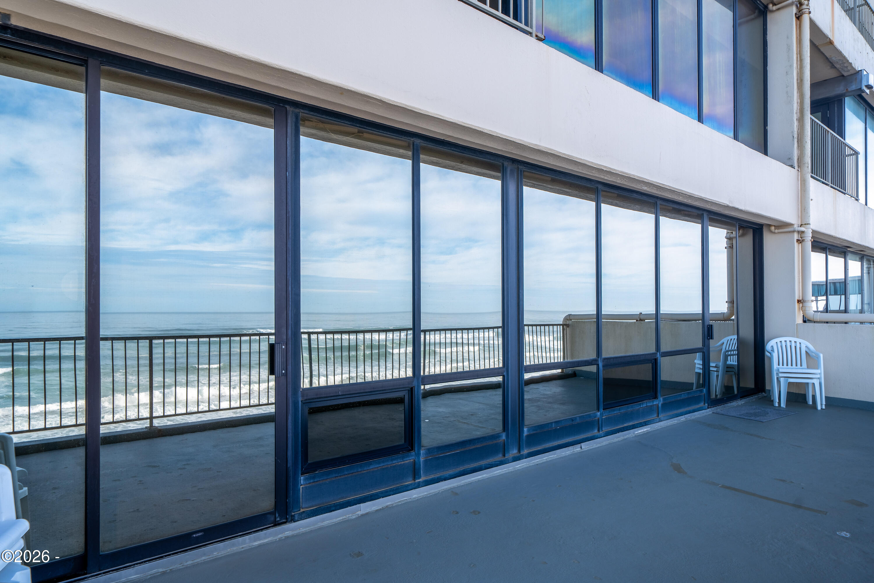 4009 SE Hwy 101, 436