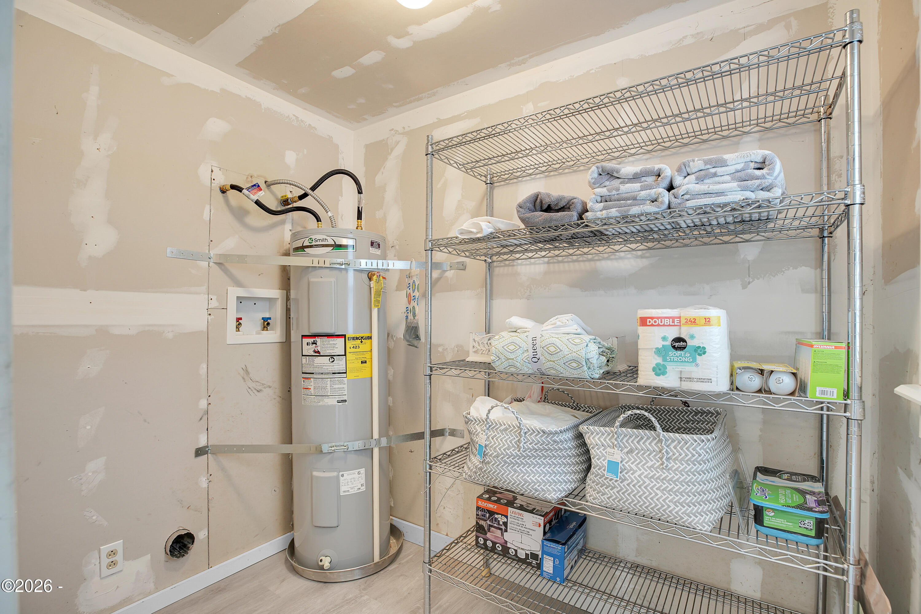 2729 SW Coast Avenue