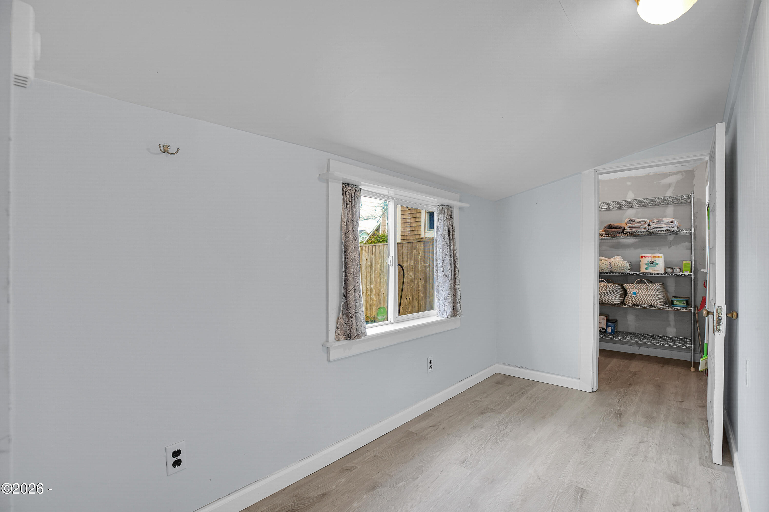 2729 SW Coast Avenue