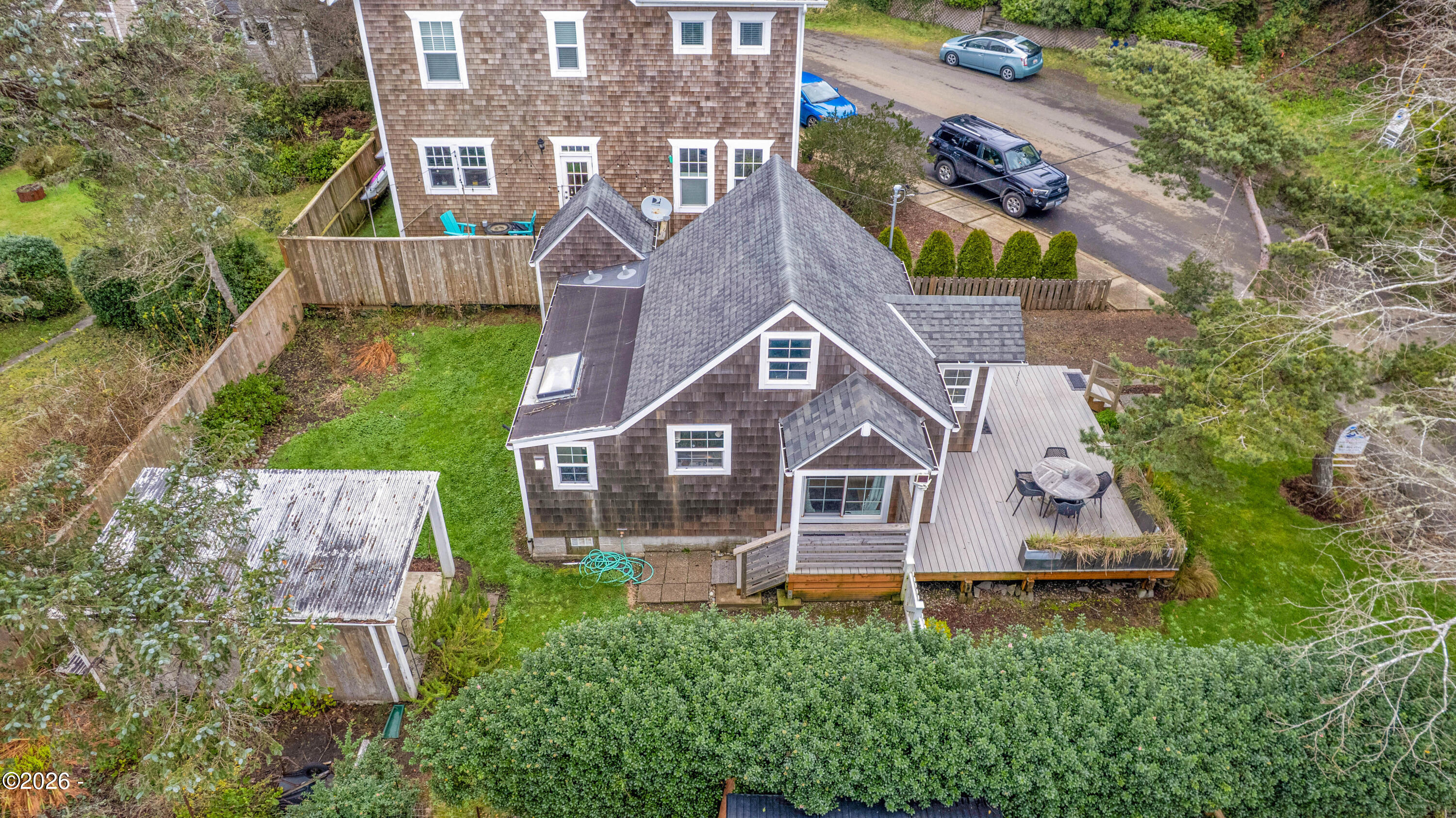 2729 SW Coast Avenue