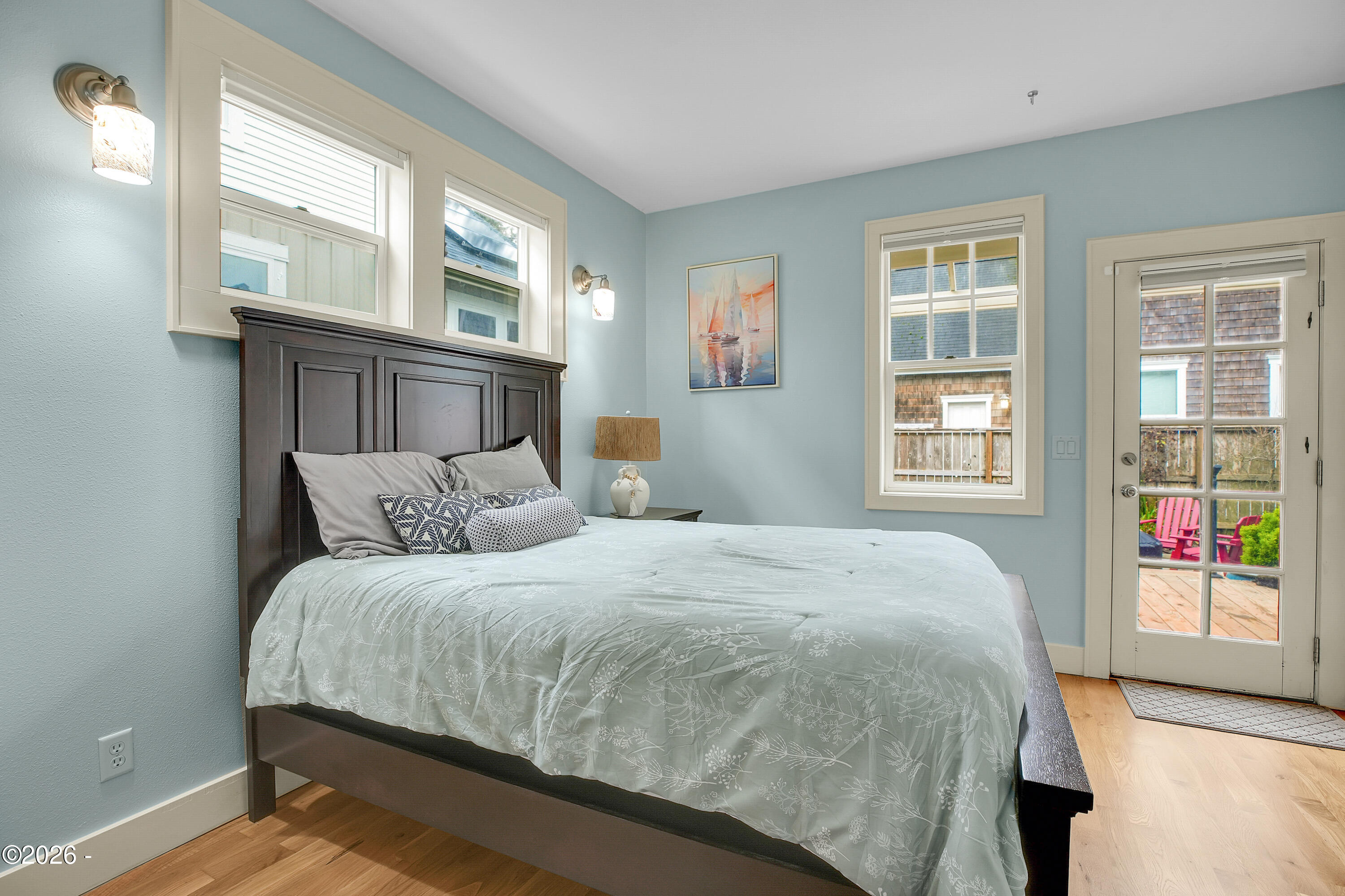 2746 SW Beach Avenue