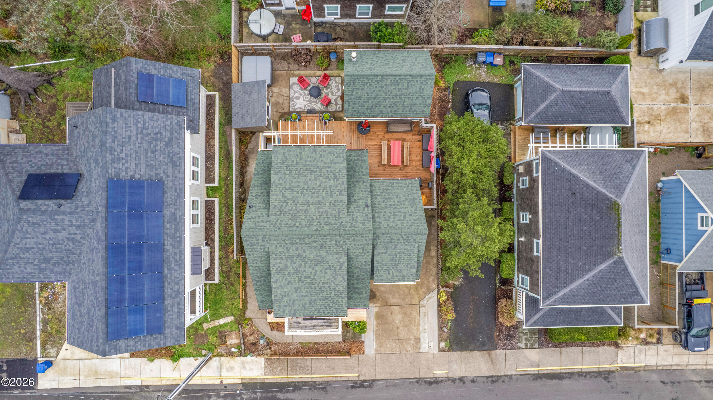 2746 SW Beach Avenue