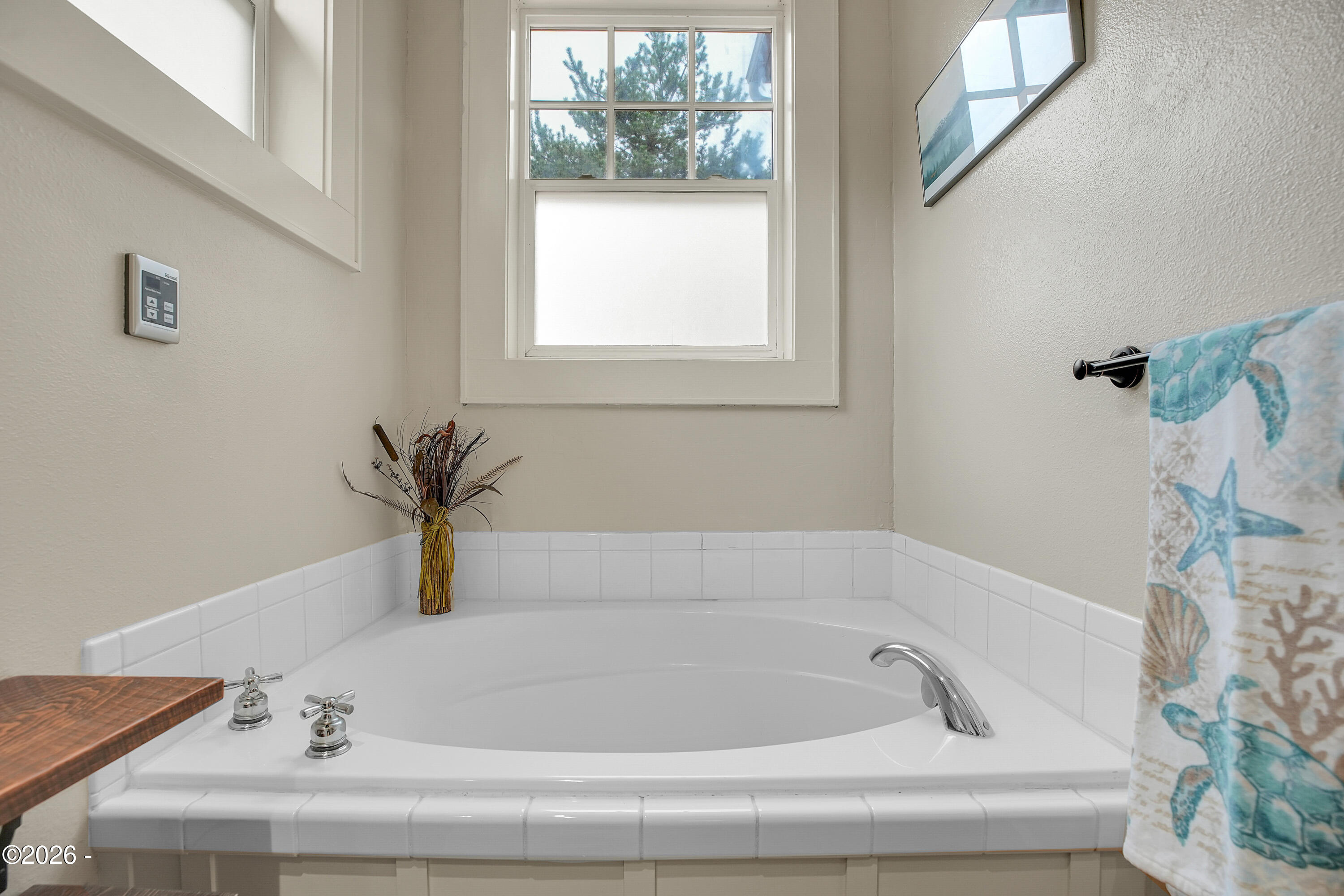 2746 SW Beach Avenue