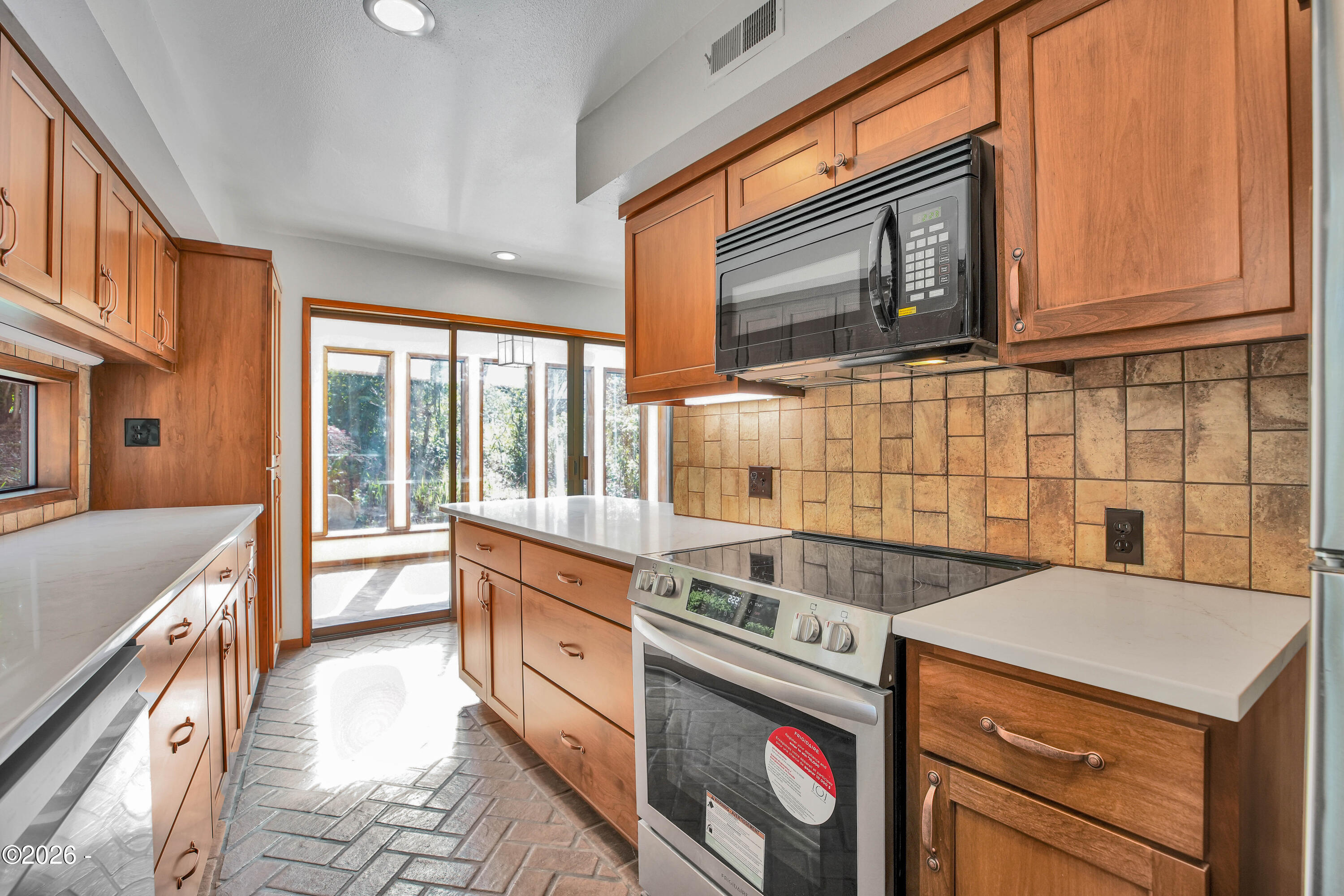 527 Eagles Nest Lane