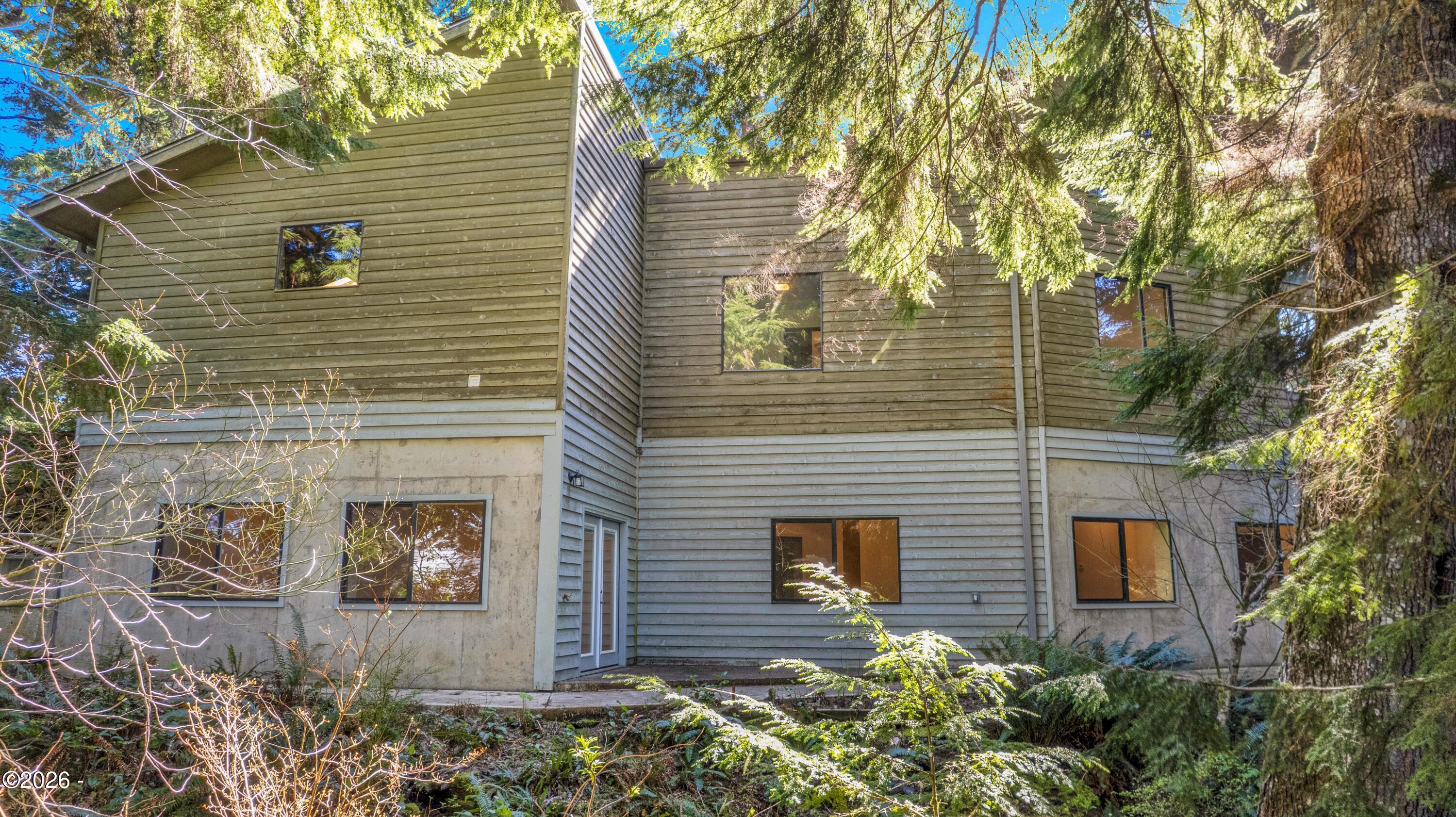 527 Eagles Nest Lane