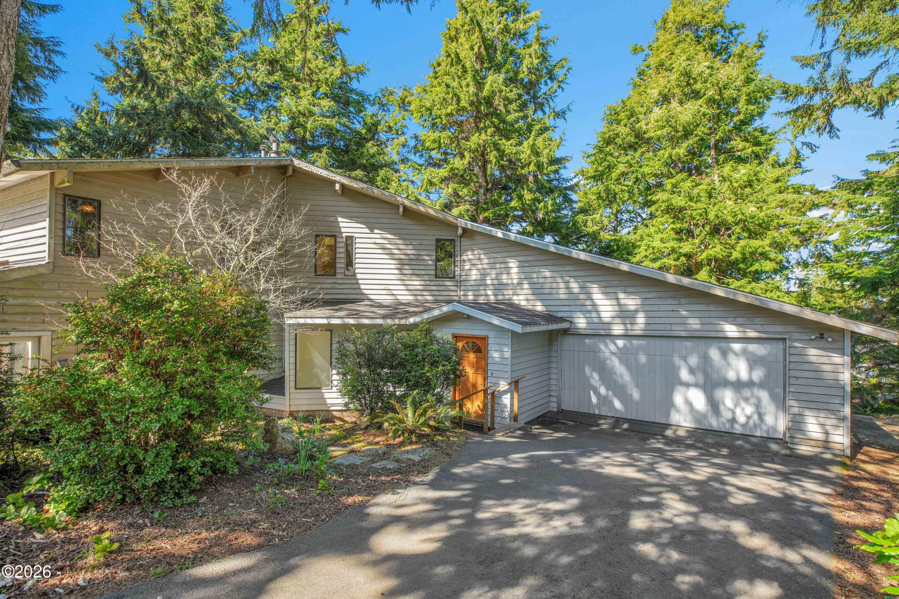 527 Eagles Nest Lane