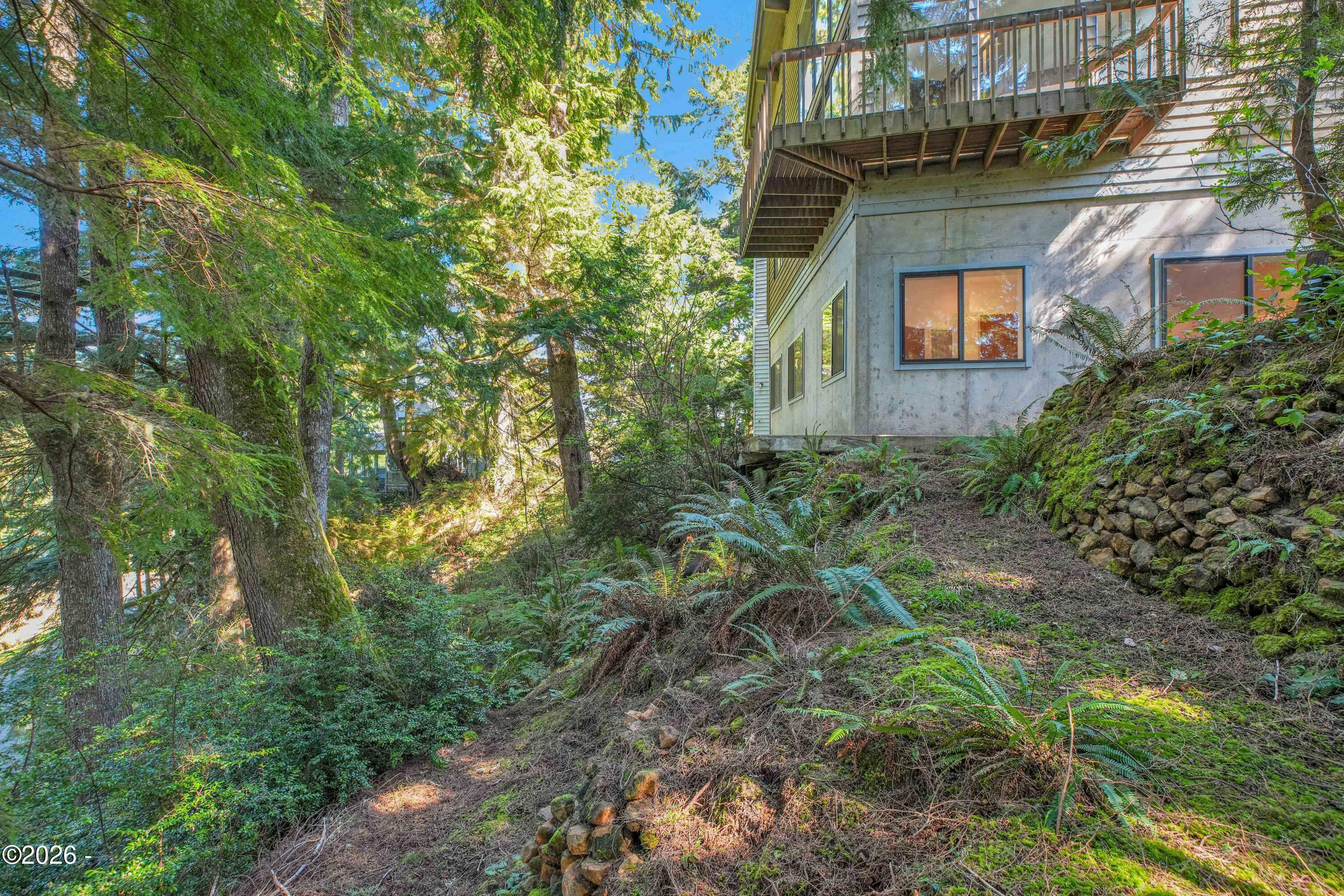 527 Eagles Nest Lane