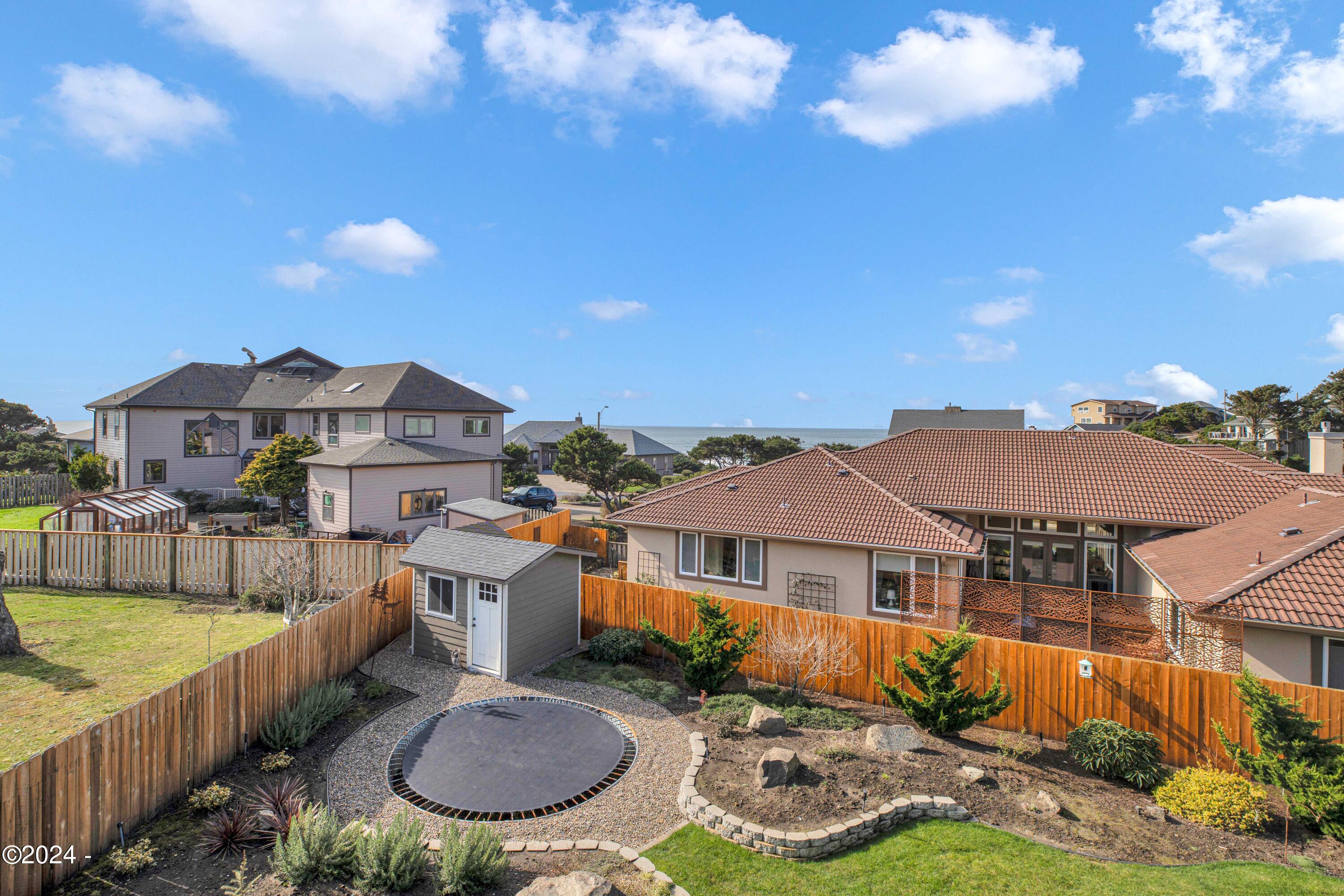 1791 NW Lincoln Loop