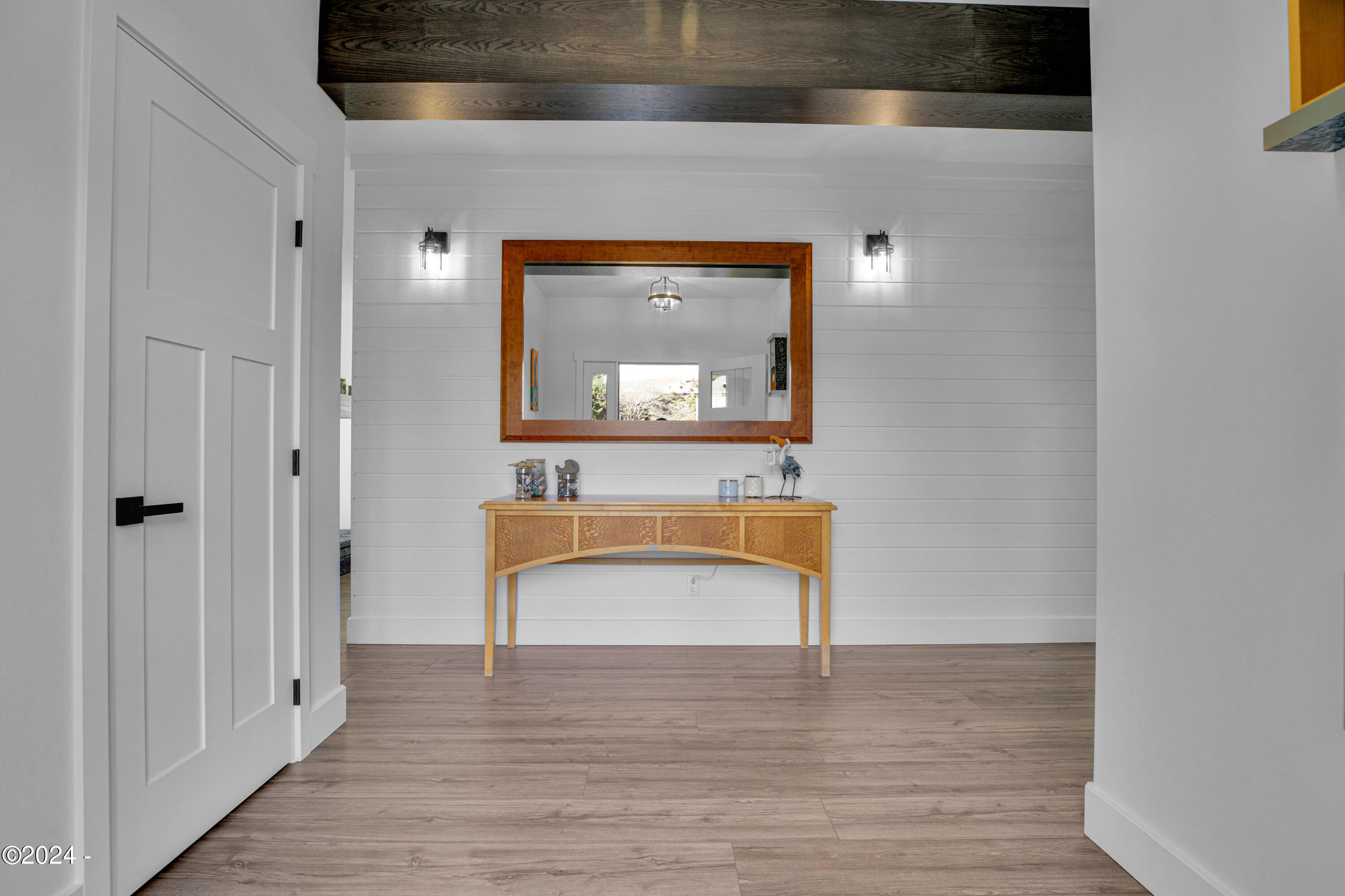 1791 NW Lincoln Loop