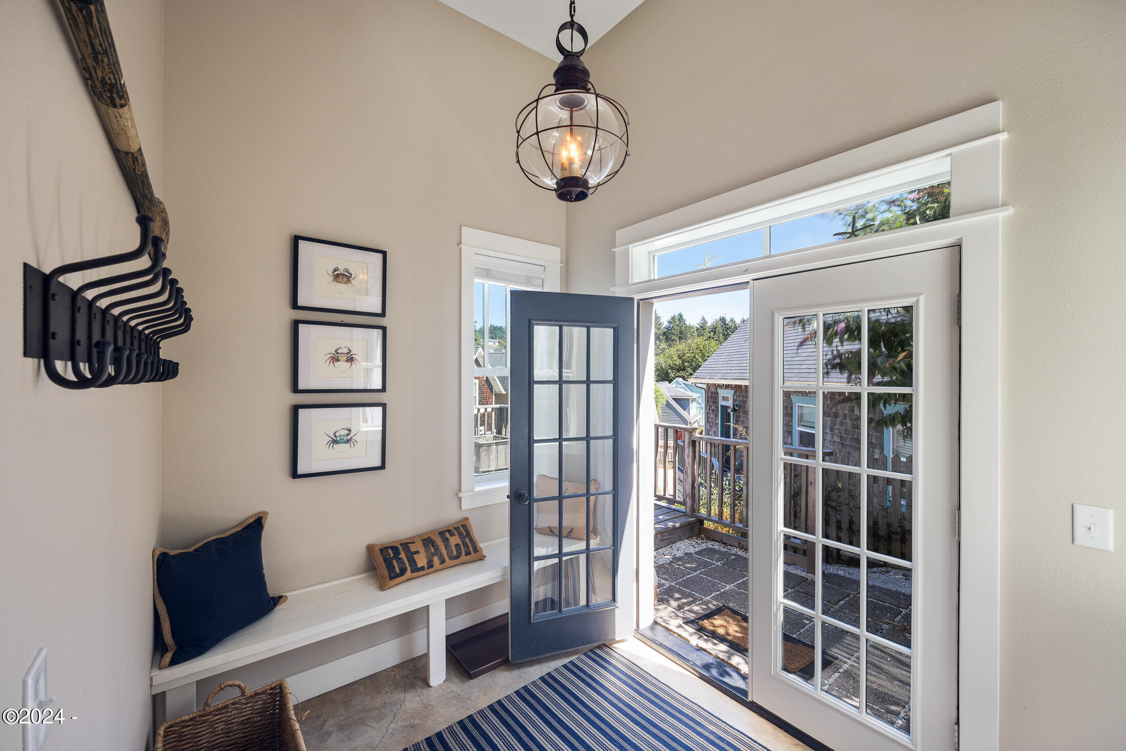 2790 SW Anchor Avenue