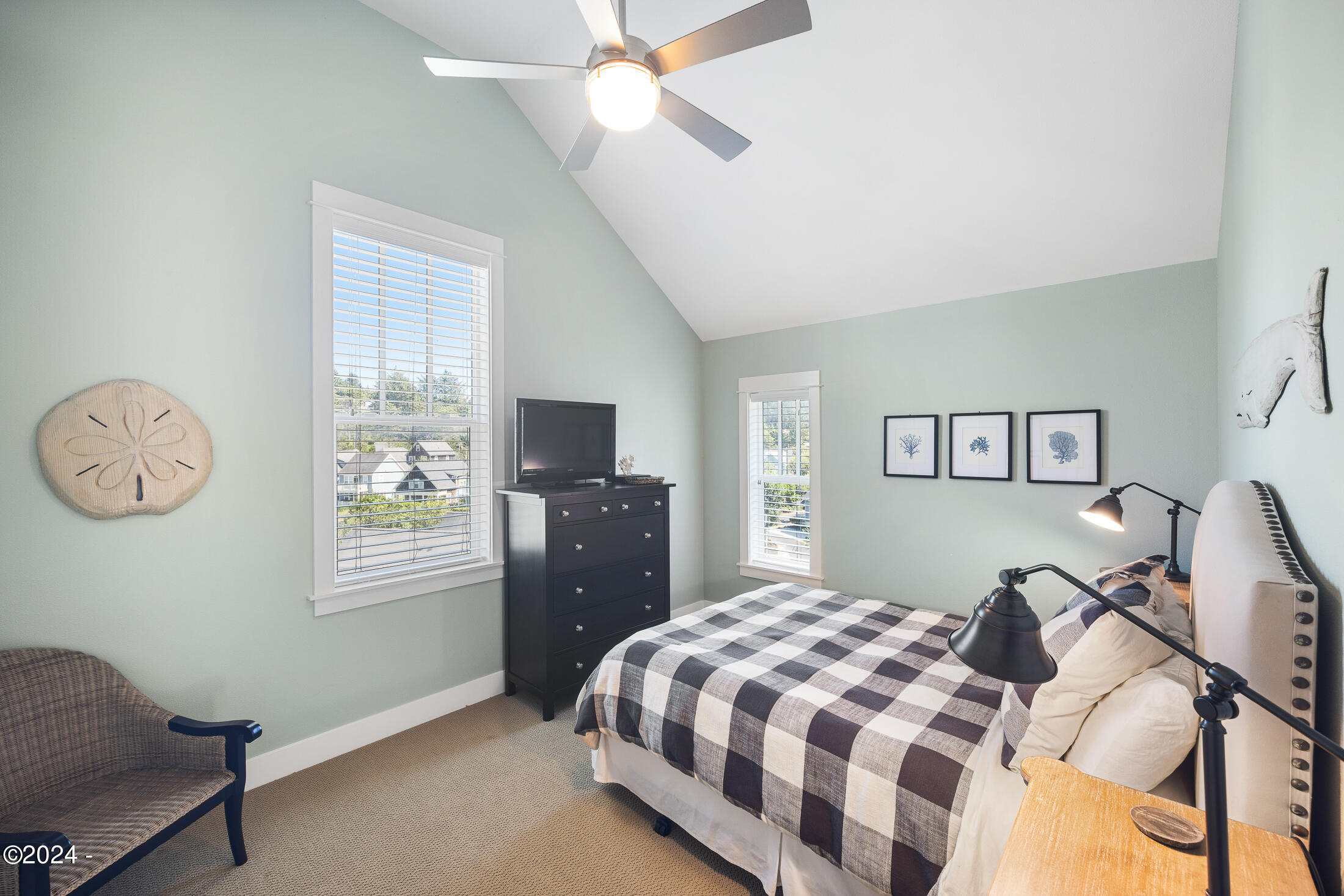 2790 SW Anchor Avenue