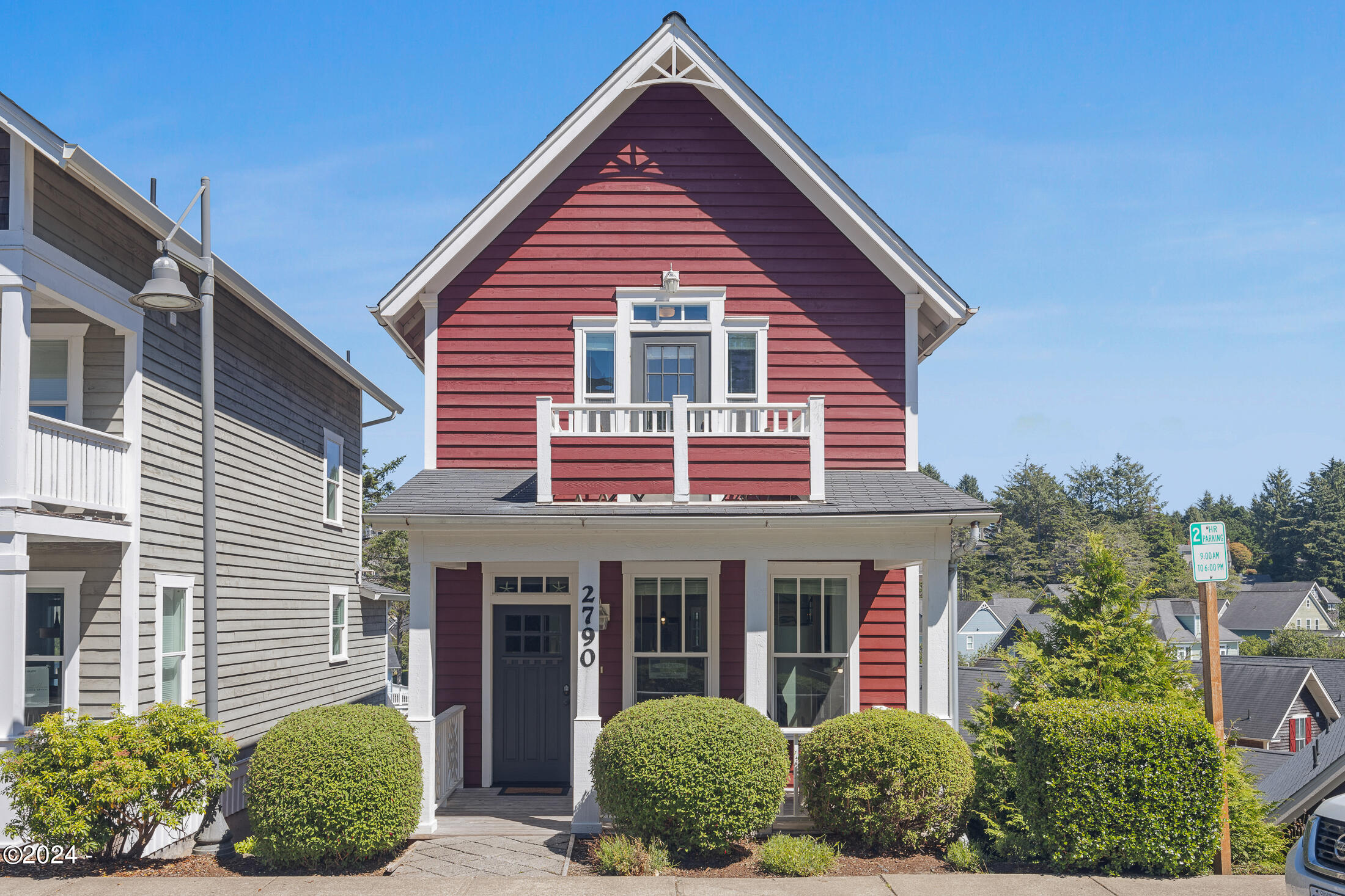 2790 SW Anchor Avenue