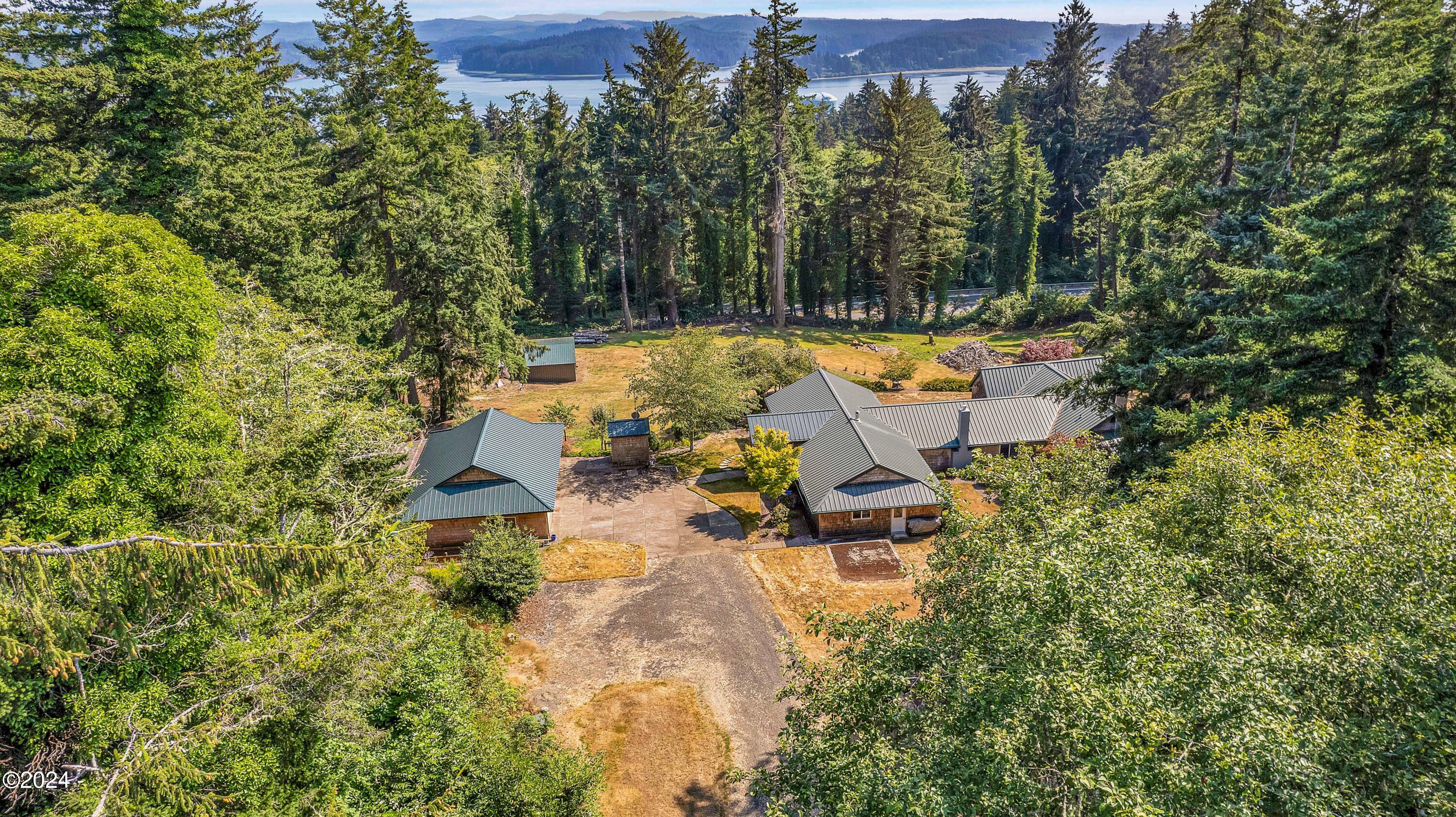 1756 NE Yaquina Heights Drive