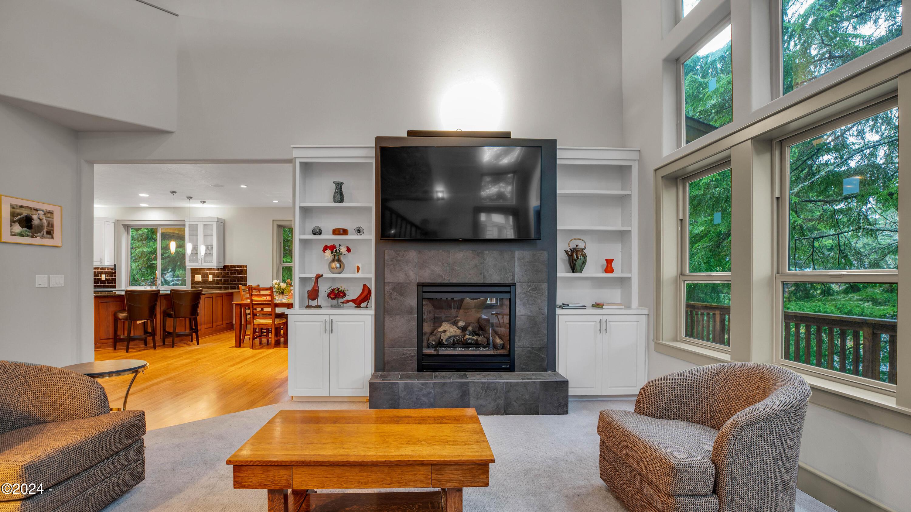 451 Summit View Lane