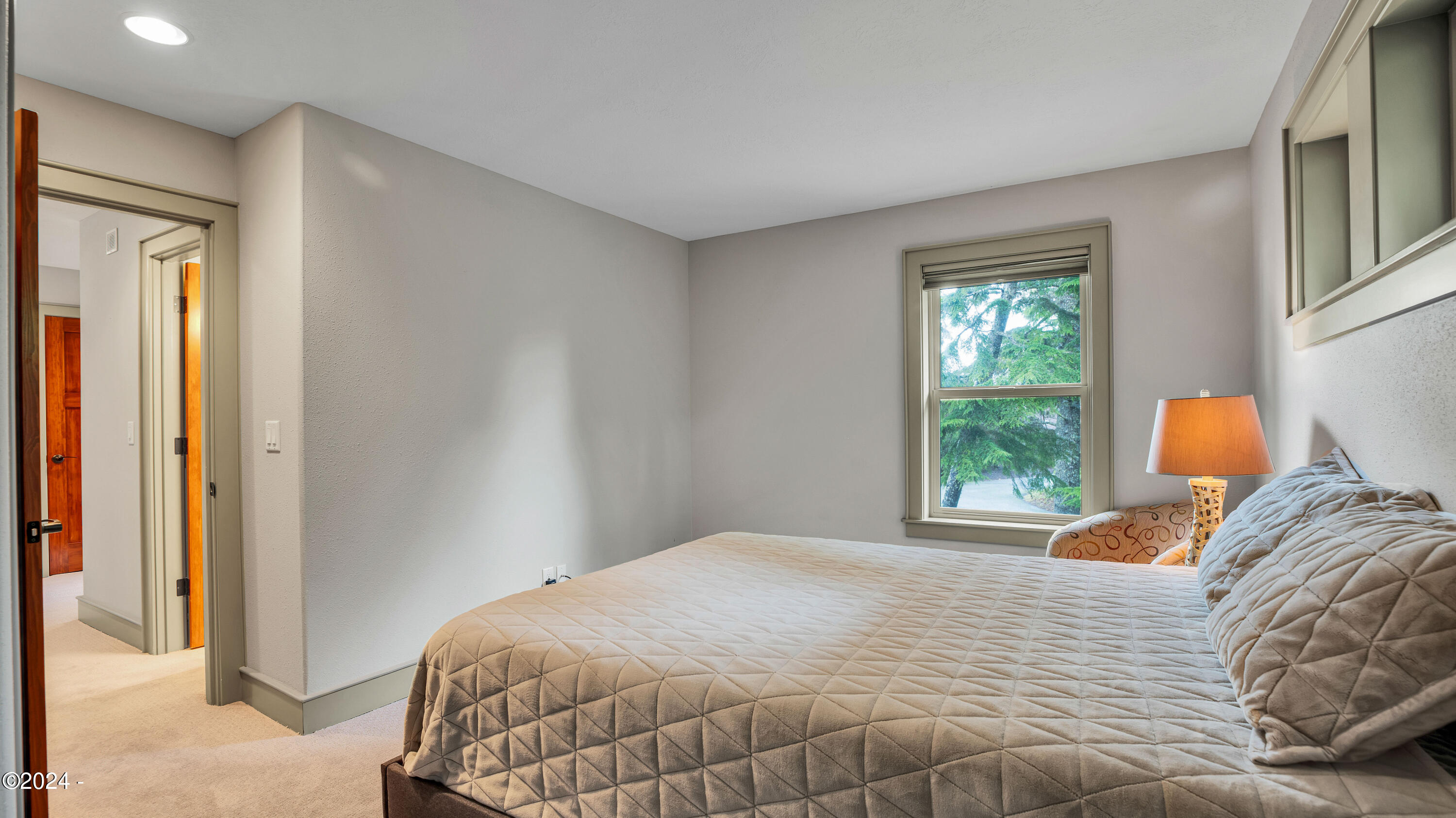 451 Summit View Lane