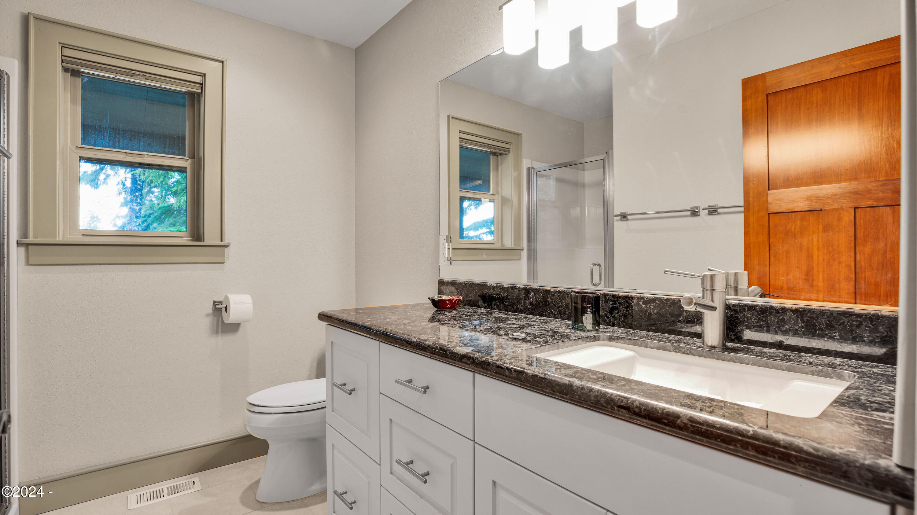 451 Summit View Lane