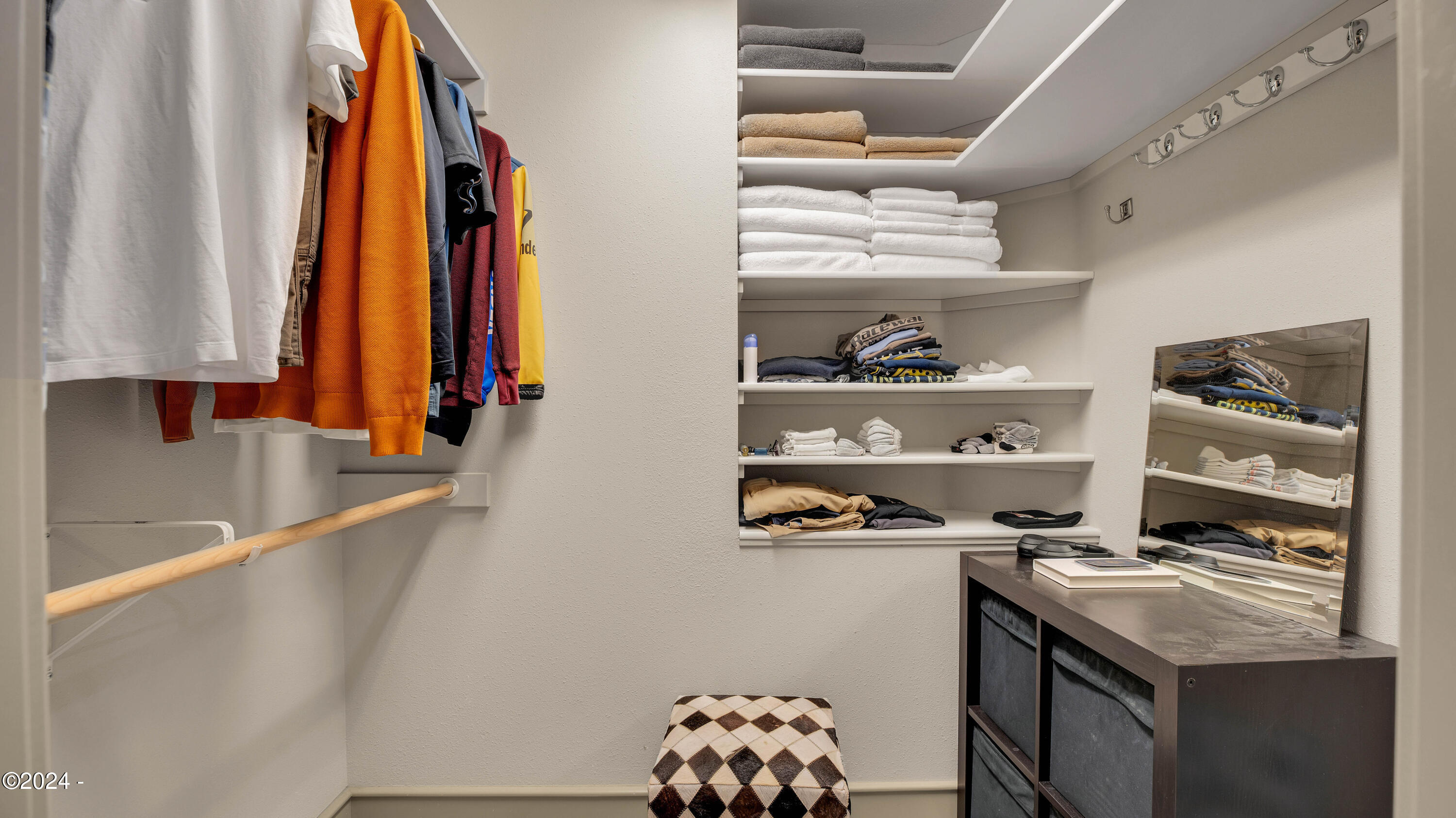 451 Summit View Lane