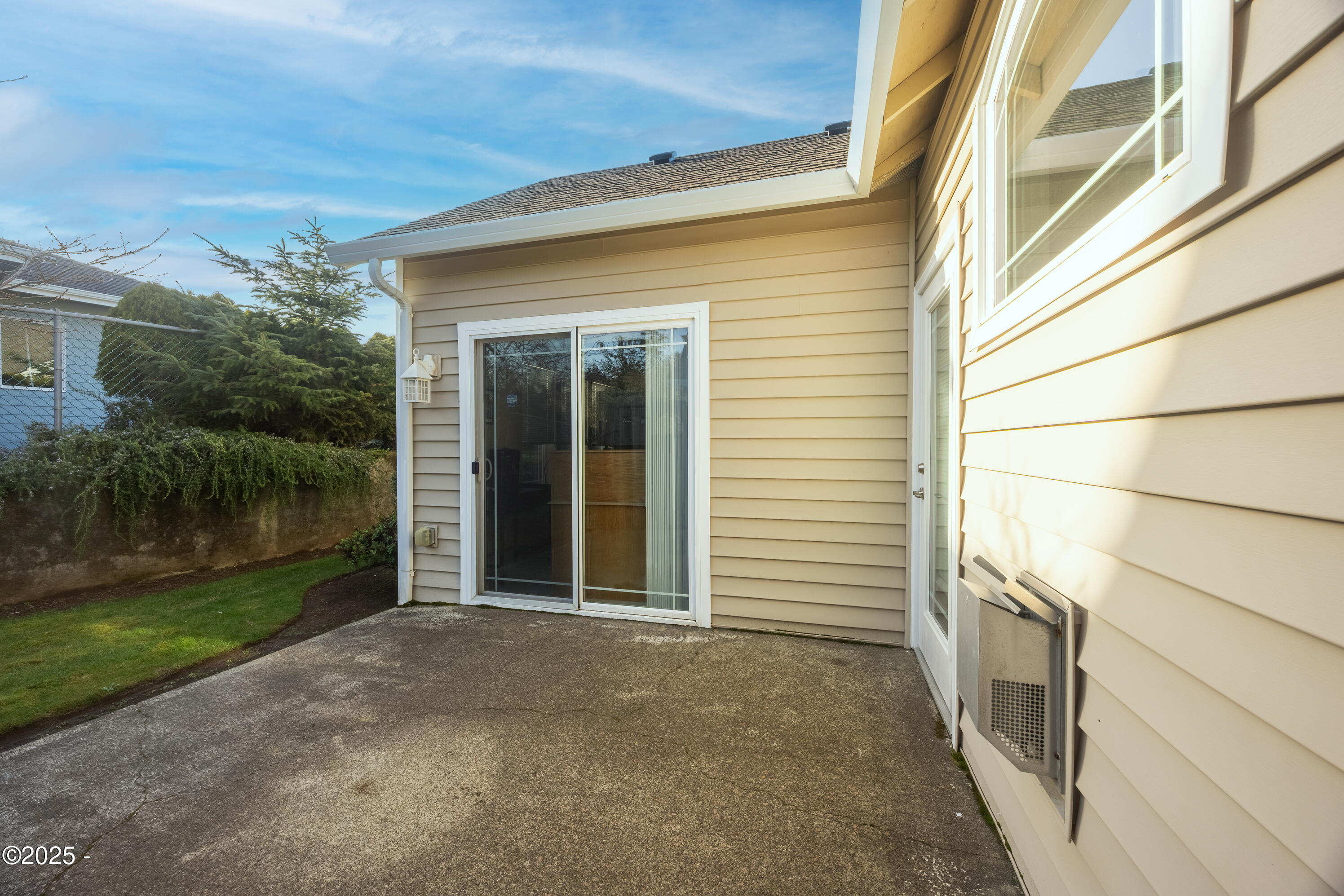 505 NE 71st Street, J