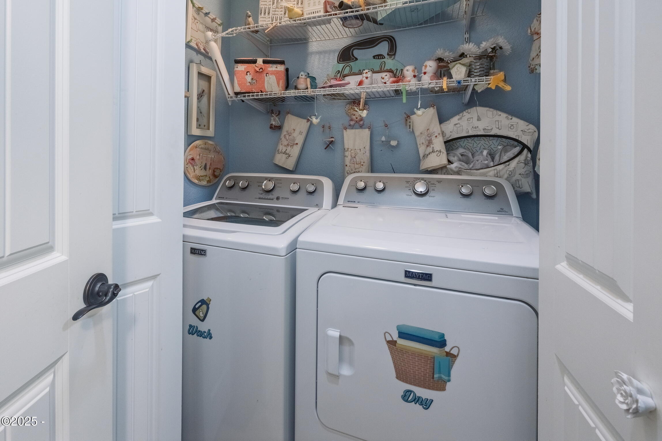 2753 SW Coast Avenue