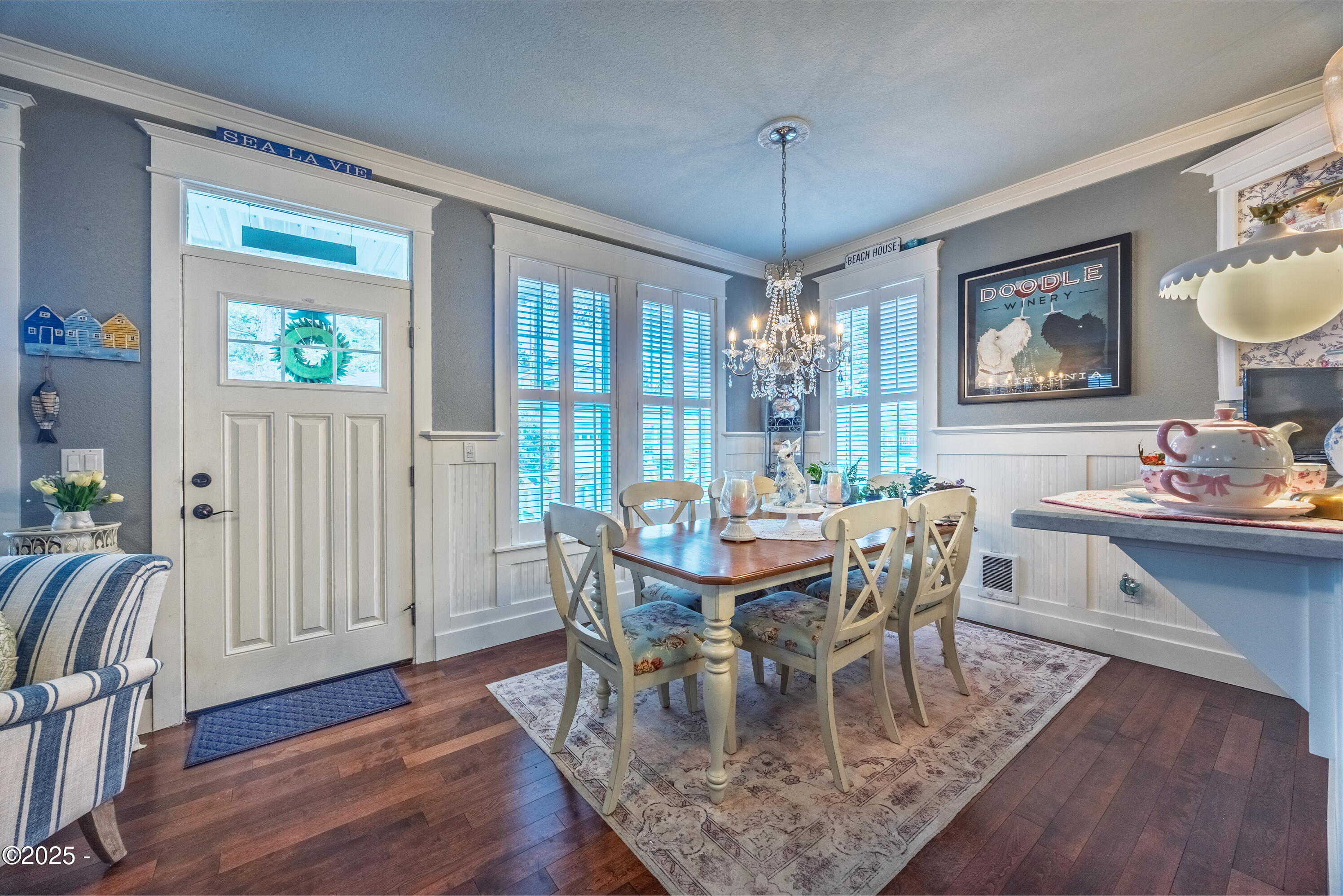 2753 SW Coast Avenue