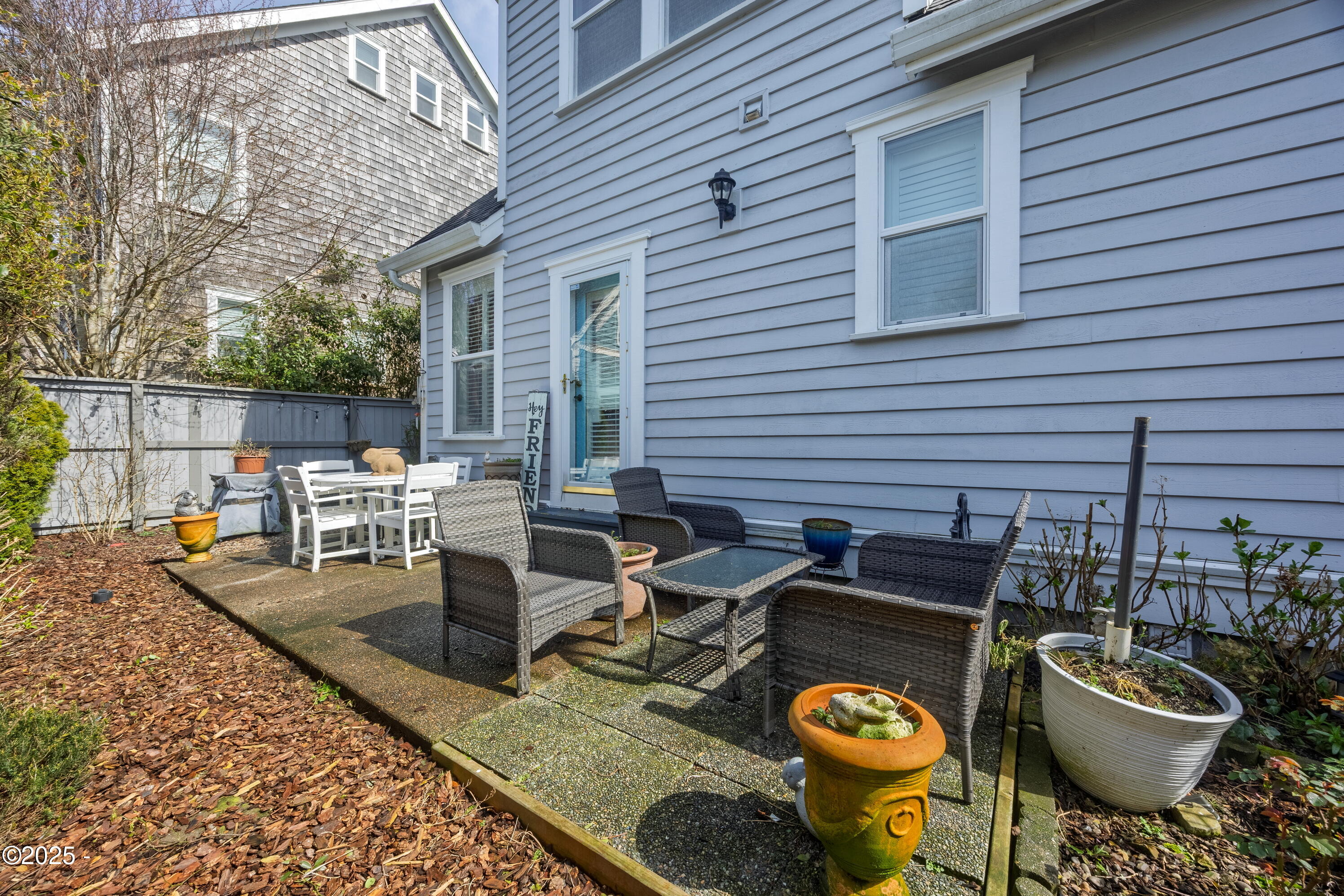 2753 SW Coast Avenue