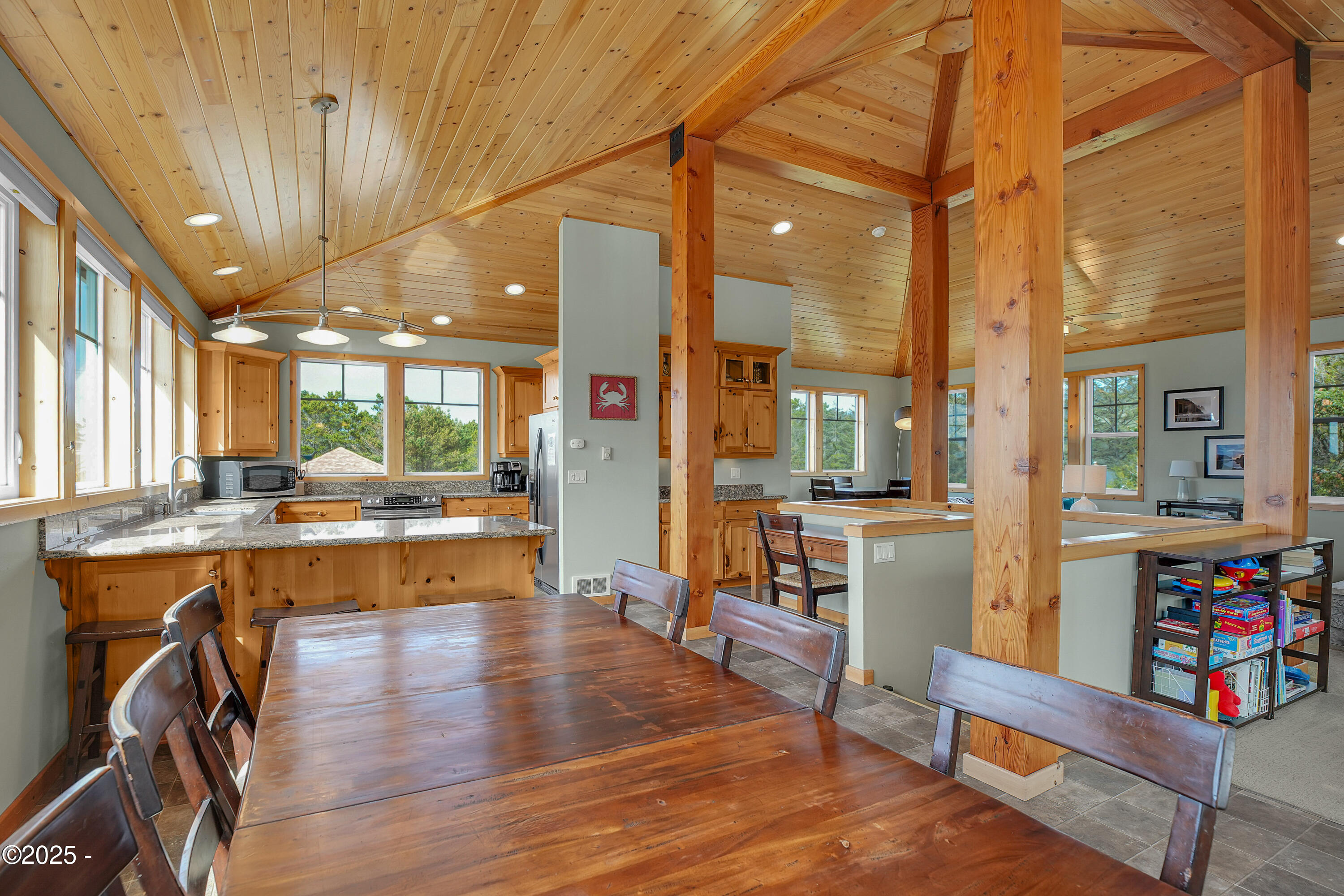 4365 Sheridan Avenue