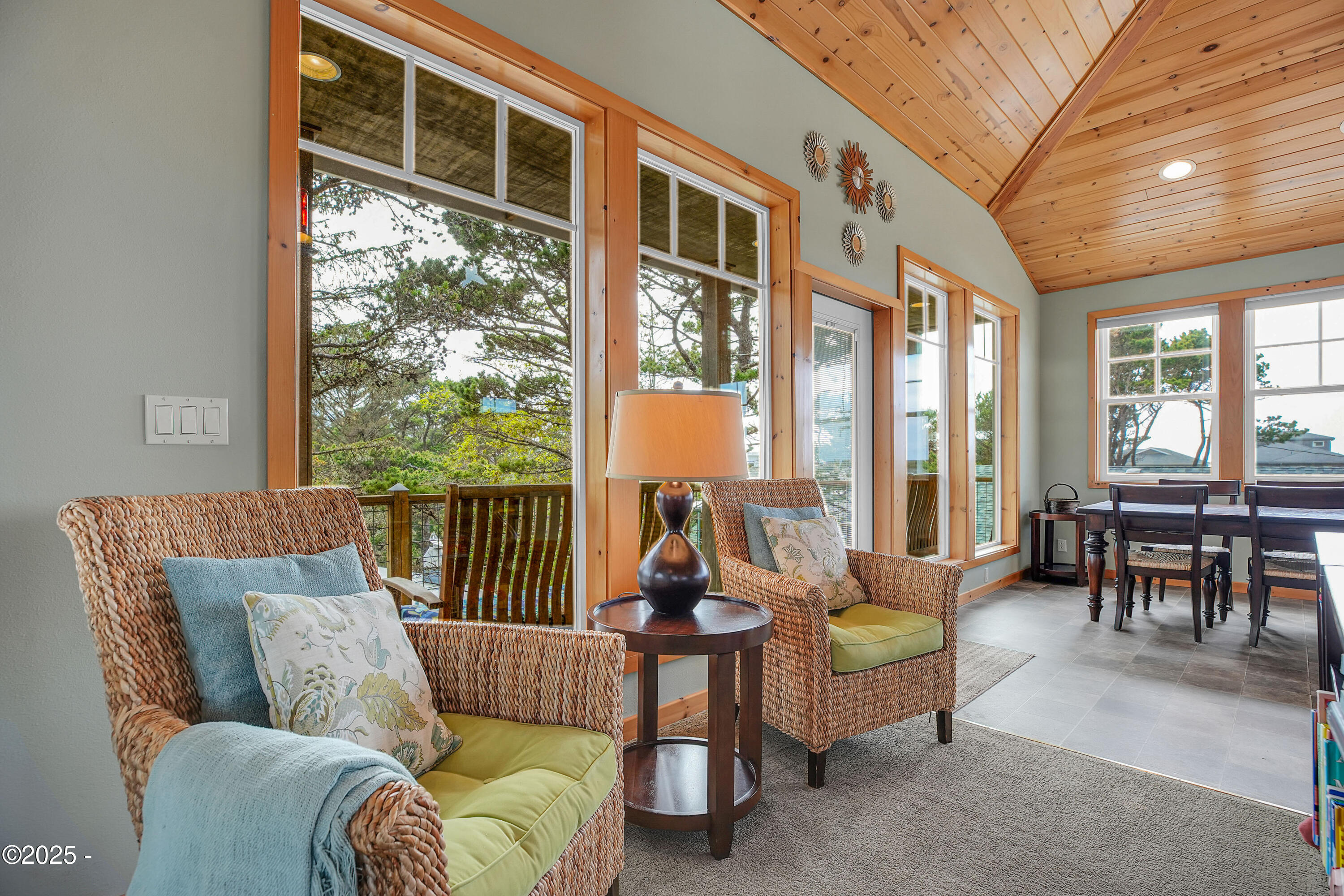 4365 Sheridan Avenue