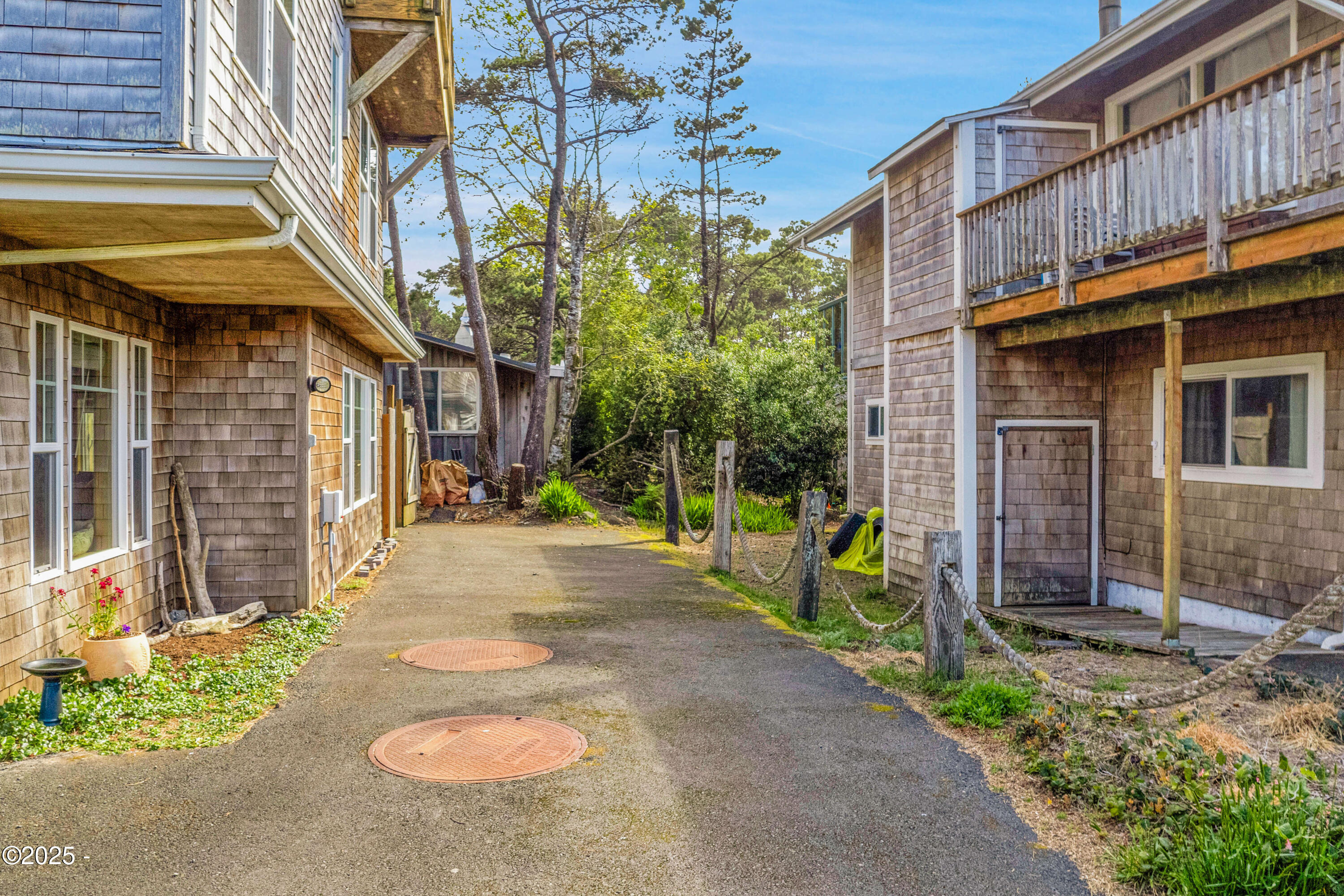 4365 Sheridan Avenue