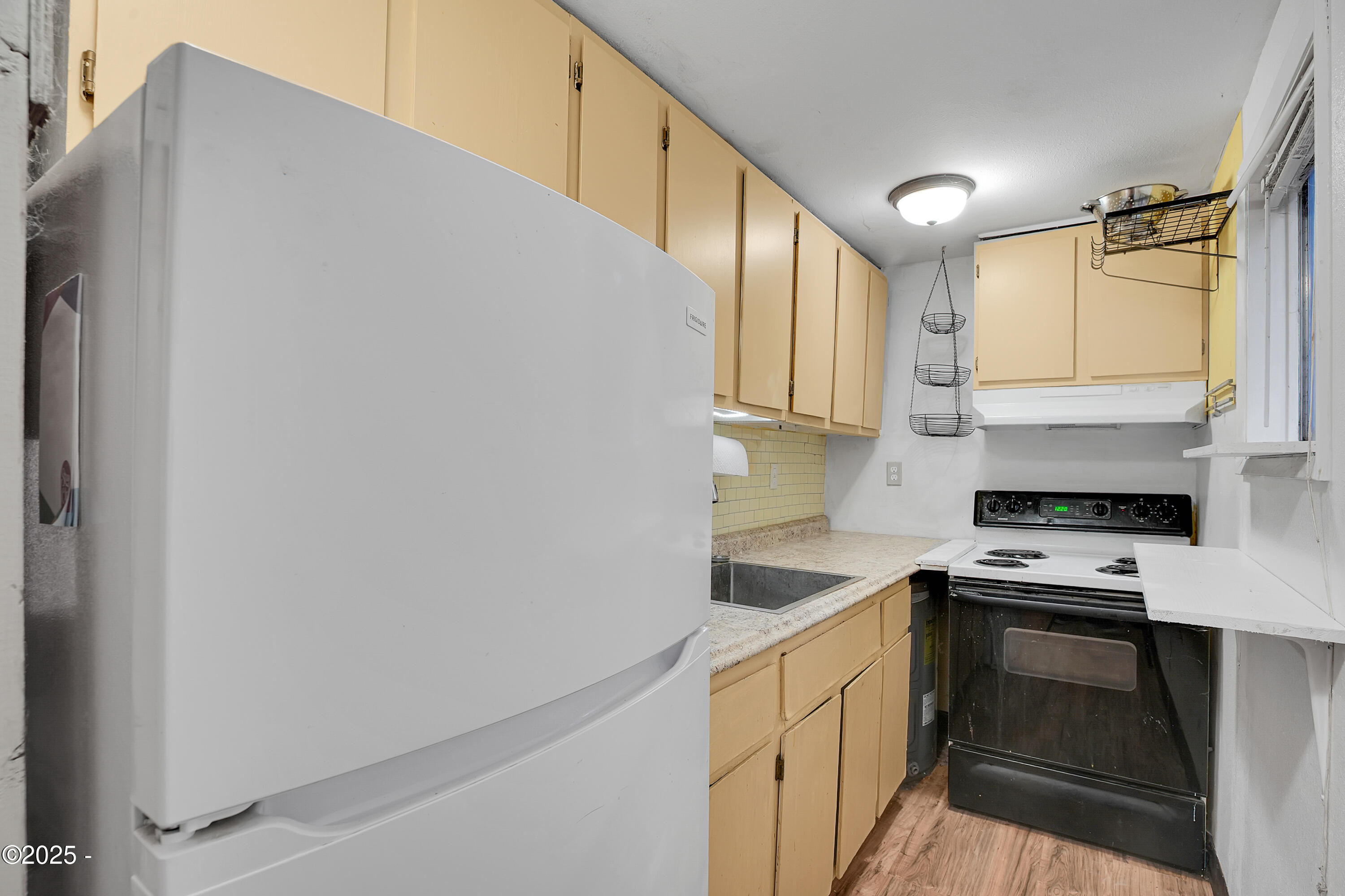 230 N New Bridge Road