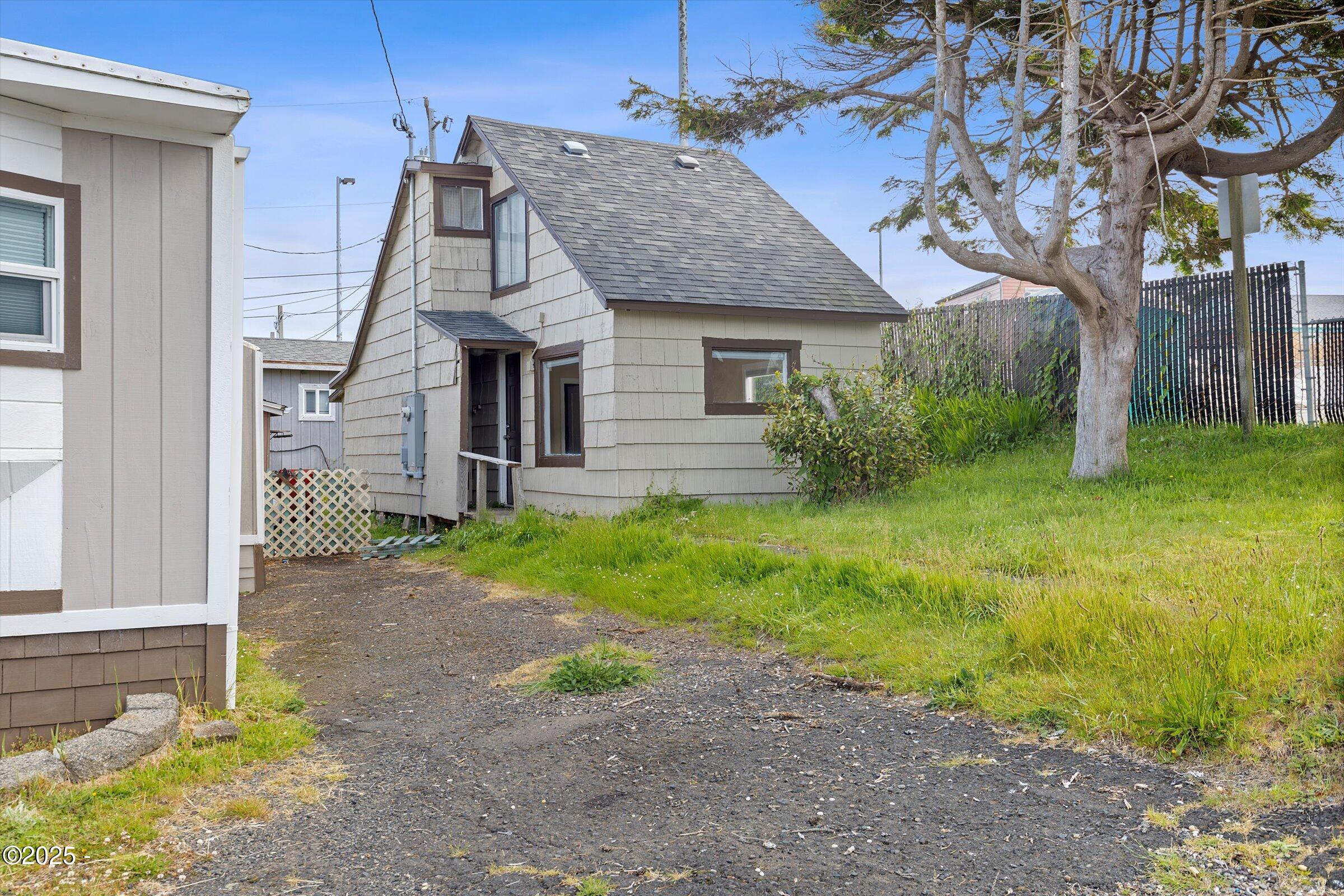 1461 NW 17th Street