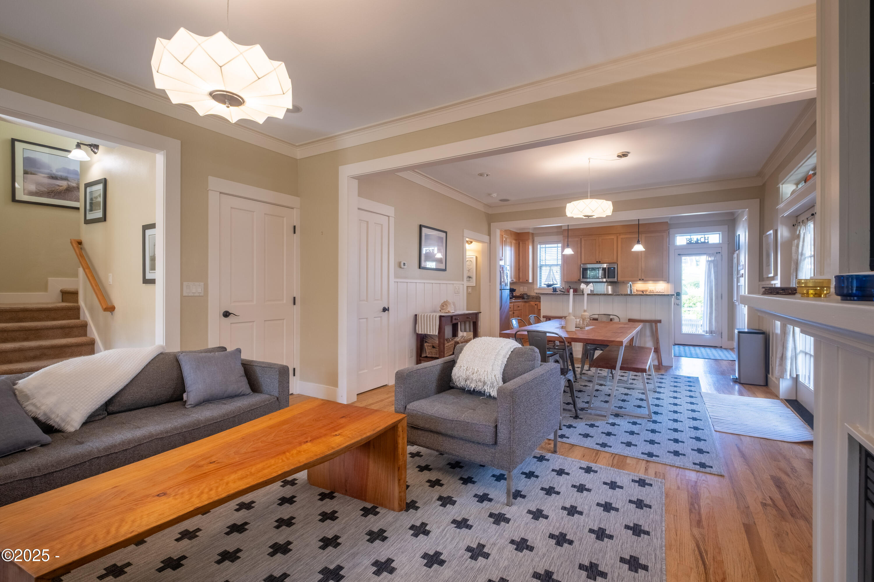 2591 SW Barnacle Avenue