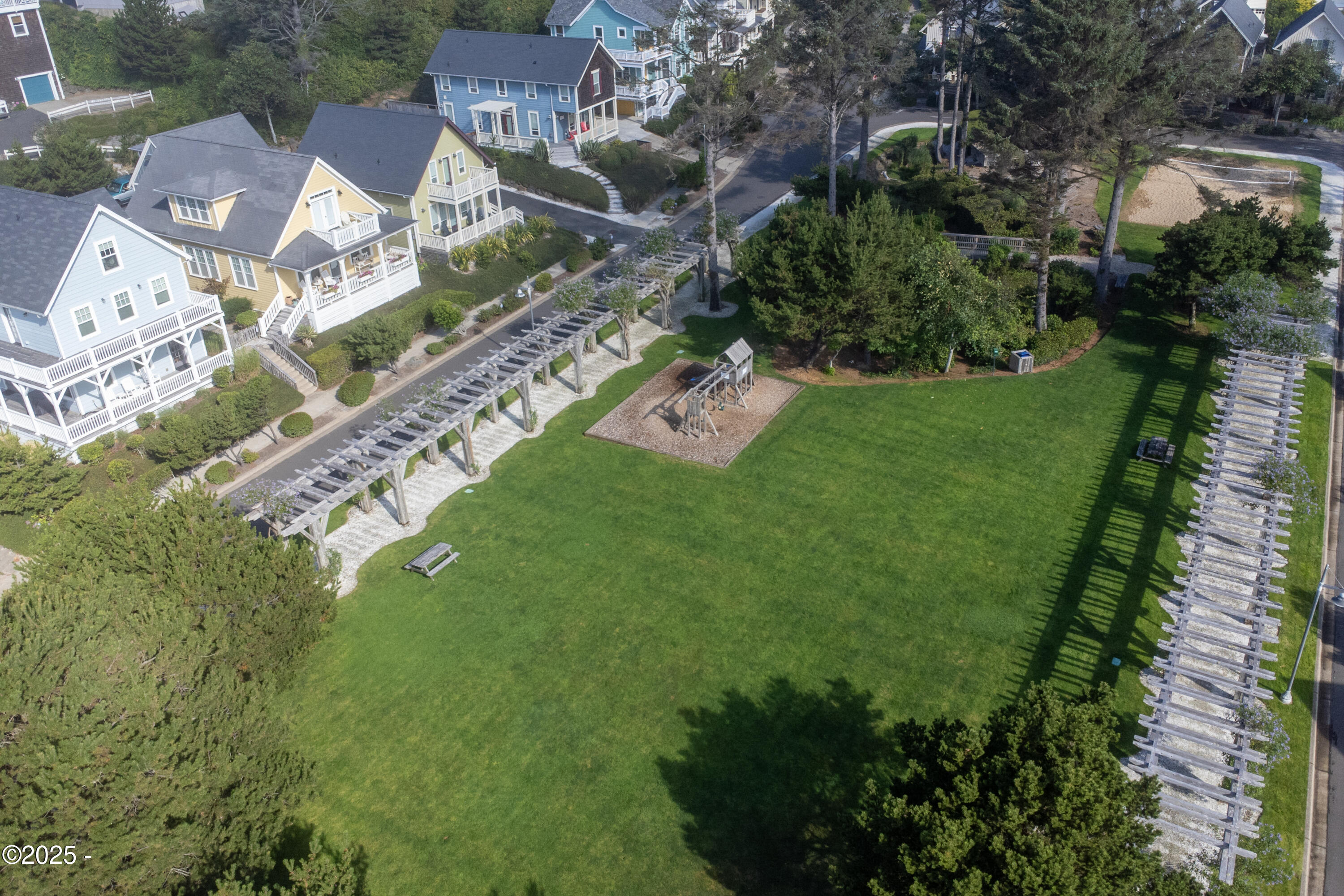 2591 SW Barnacle Avenue