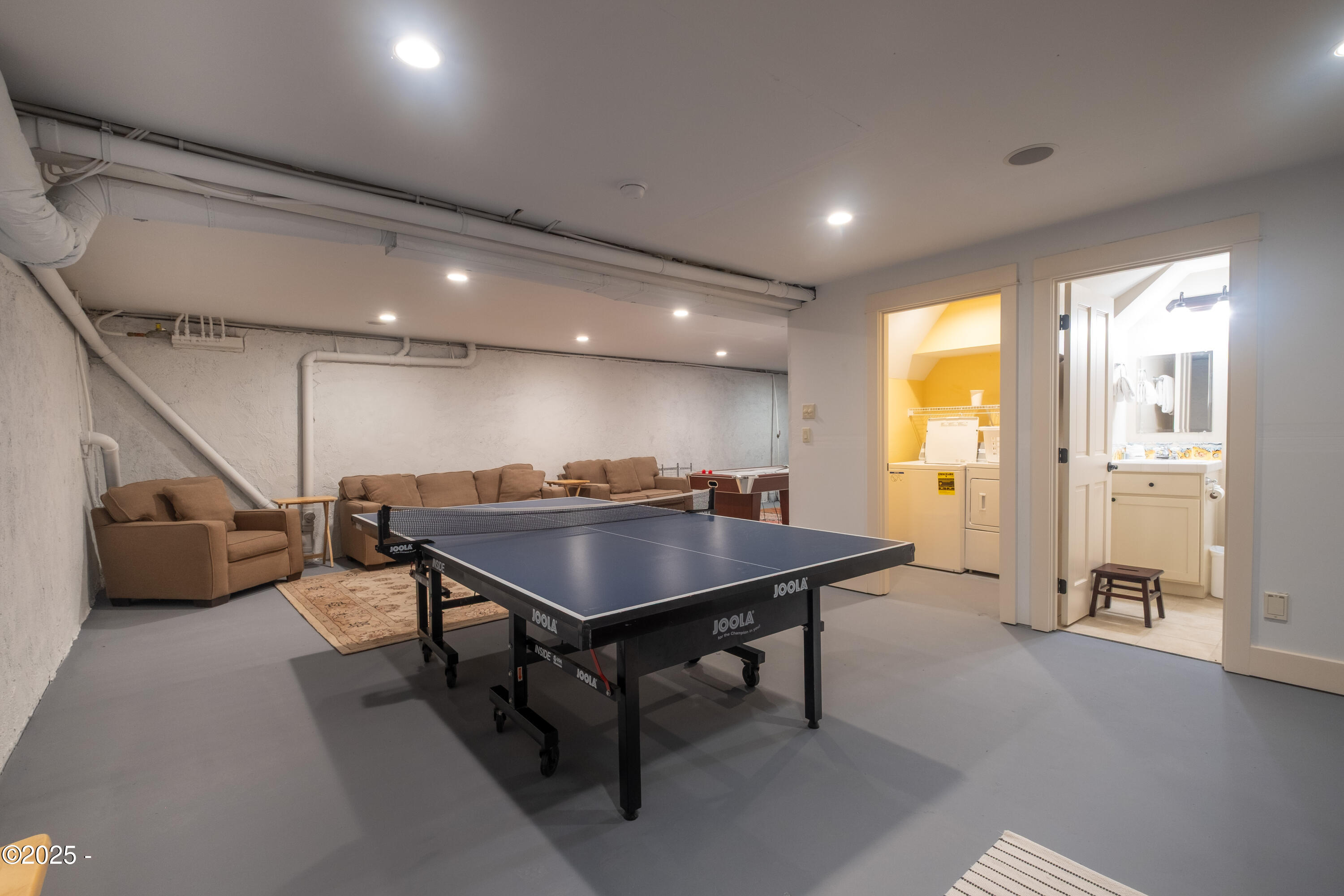 2591 SW Barnacle Avenue